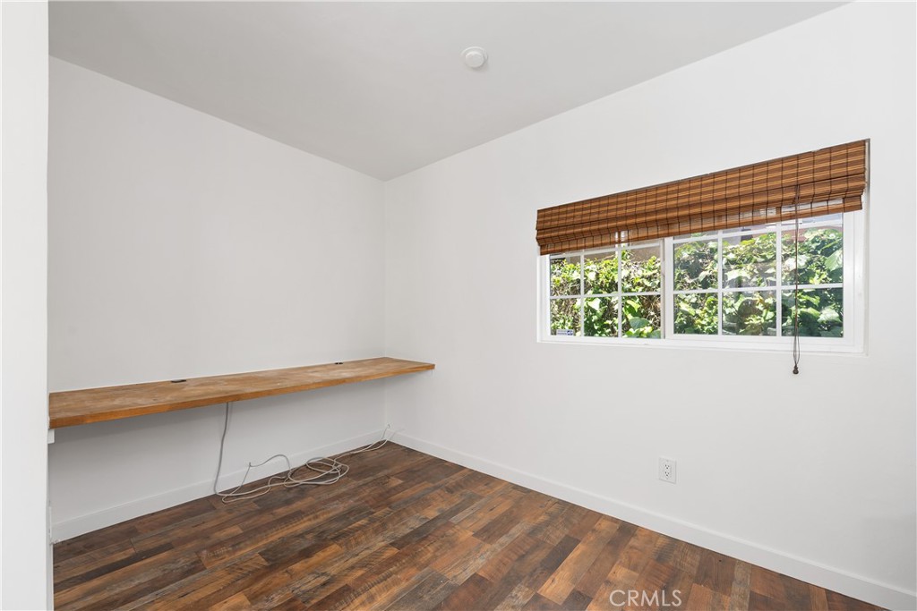 Los Angeles, California, 90034, United States, 3 Bedrooms Bedrooms, ,2 BathroomsBathrooms,Residential,For Sale,1866945