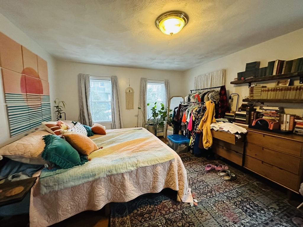 Cambridge, Massachusetts, 02141, United States, 5 Bedrooms Bedrooms, ,3 BathroomsBathrooms,Residential,For Sale,1752513