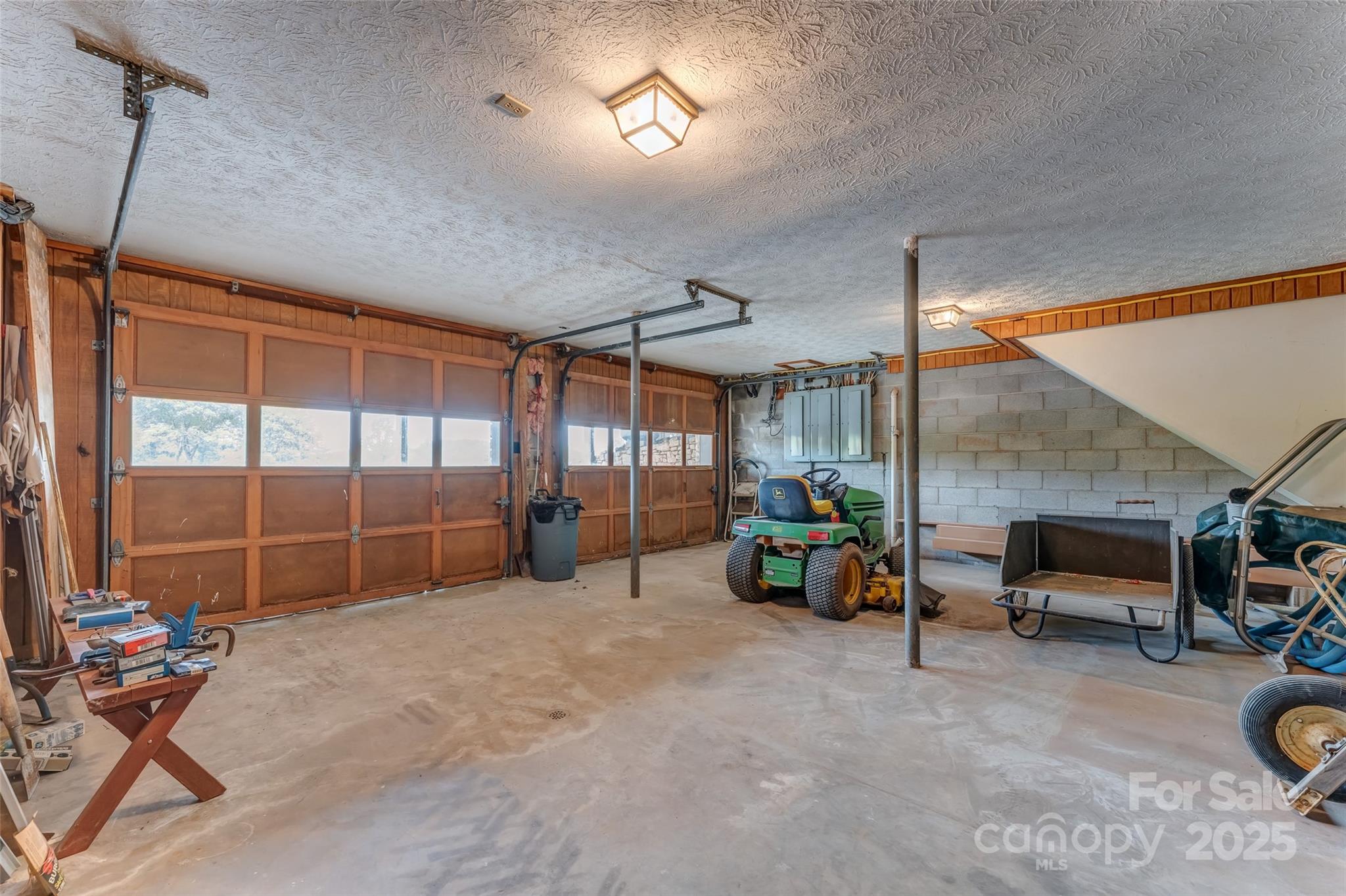 Asheville, North Carolina, 28806, United States, 4 Bedrooms Bedrooms, ,7 BathroomsBathrooms,Residential,For Sale,2001190