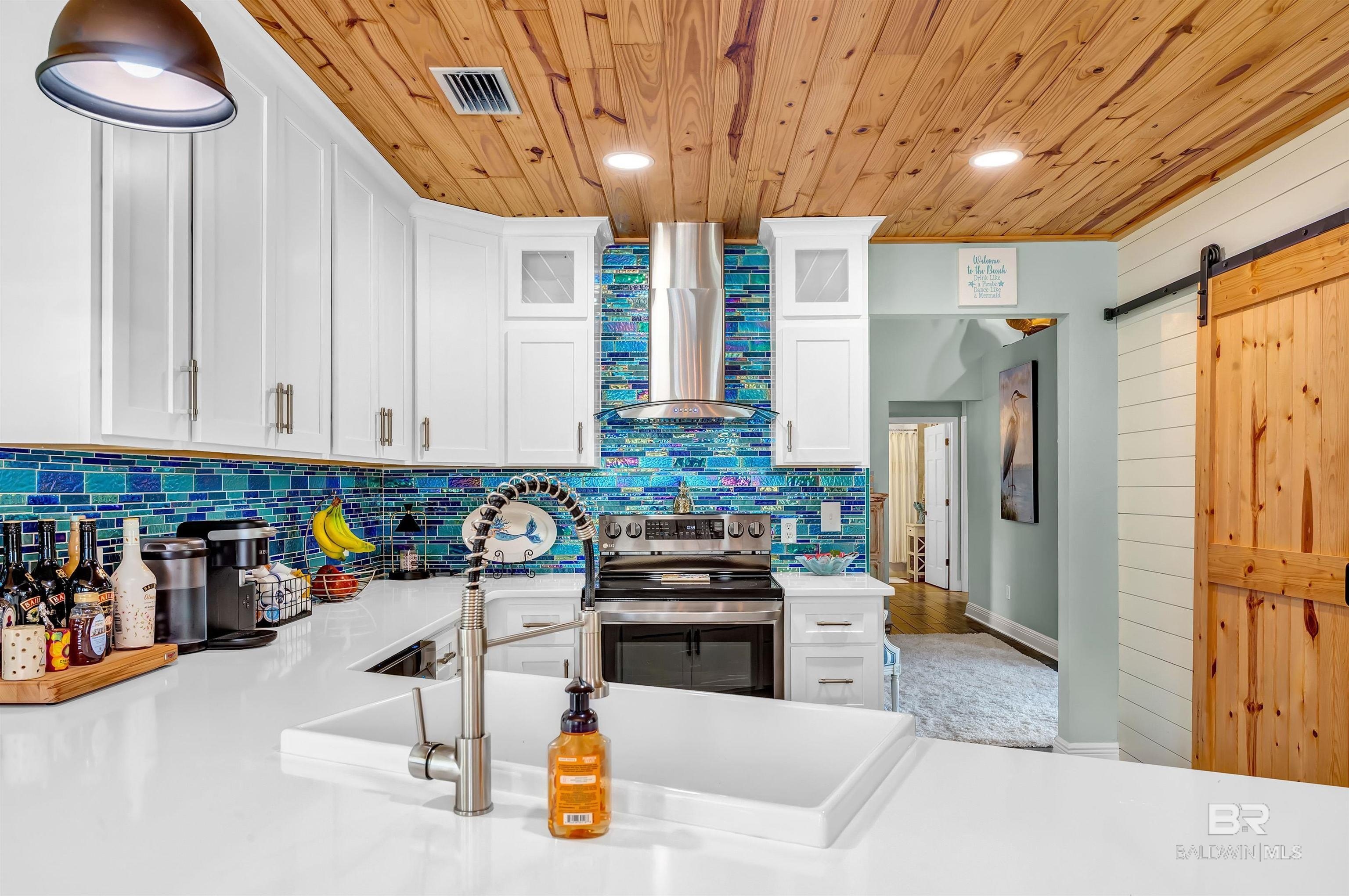 Gulf Shores, Alabama, 36542, United States, 4 Bedrooms Bedrooms, ,3 BathroomsBathrooms,Residential,For Sale,1979178