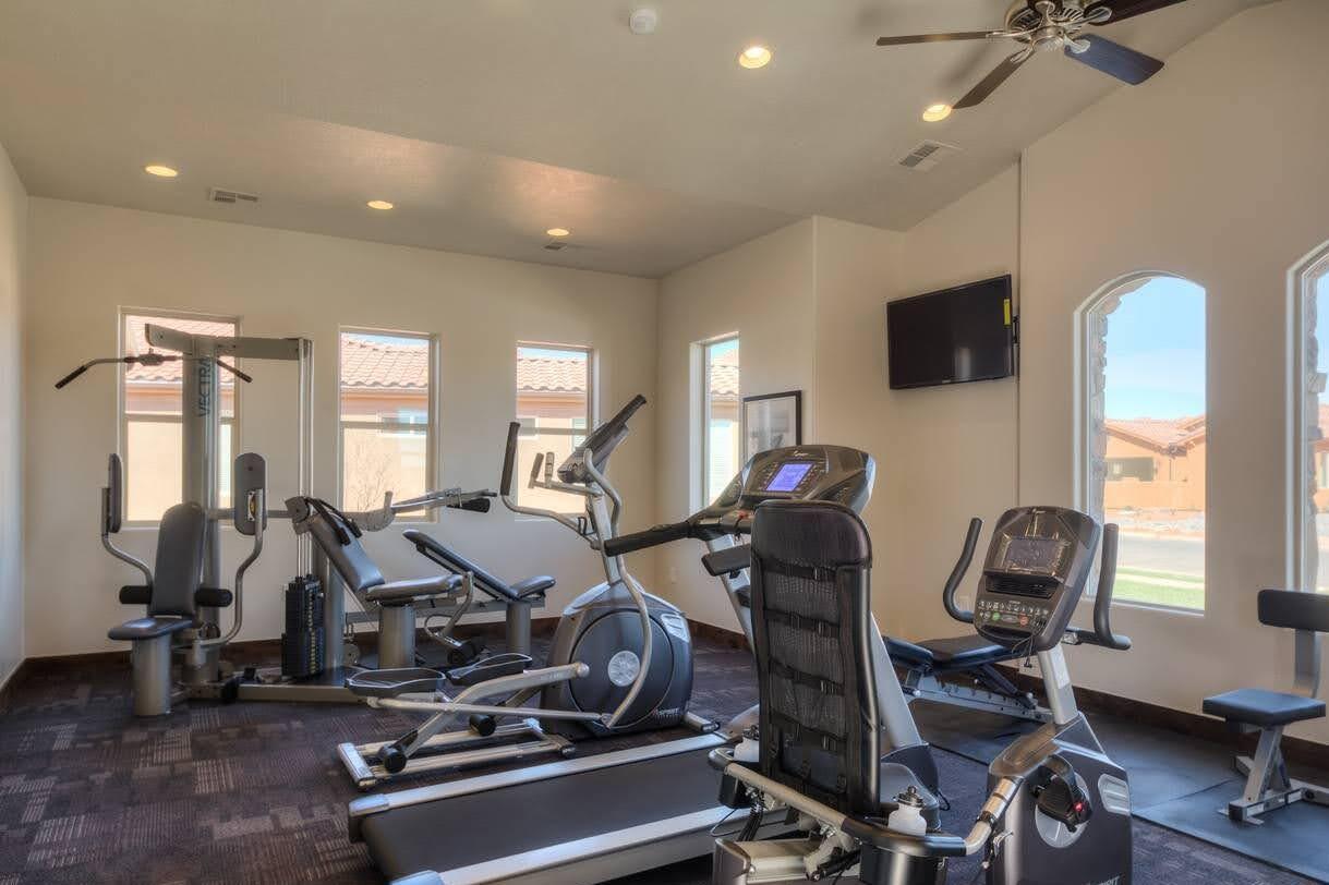 Santa Clara, Utah, 84765, United States, 3 Bedrooms Bedrooms, ,4 BathroomsBathrooms,Residential,For Sale,1981365