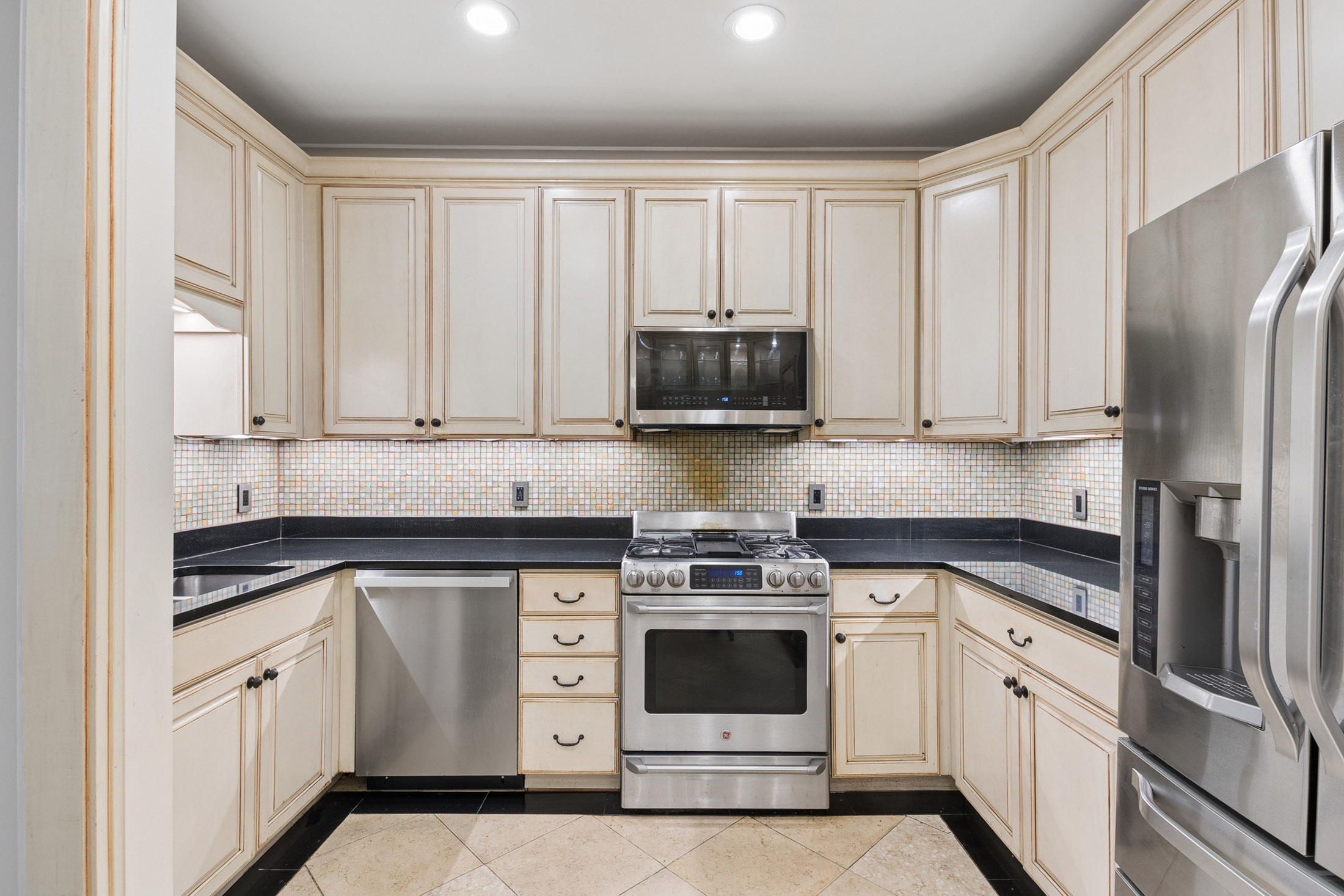  Fantastic Corner Condo in Vibrant Midtown Atlanta - 物件實景