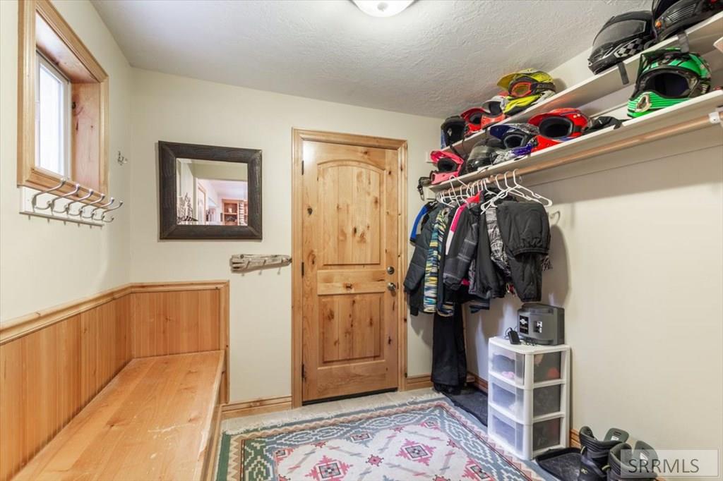 ISLAND PARK, Idaho, 83429, United States, 5 Bedrooms Bedrooms, ,5 BathroomsBathrooms,Residential,For Sale,1980298