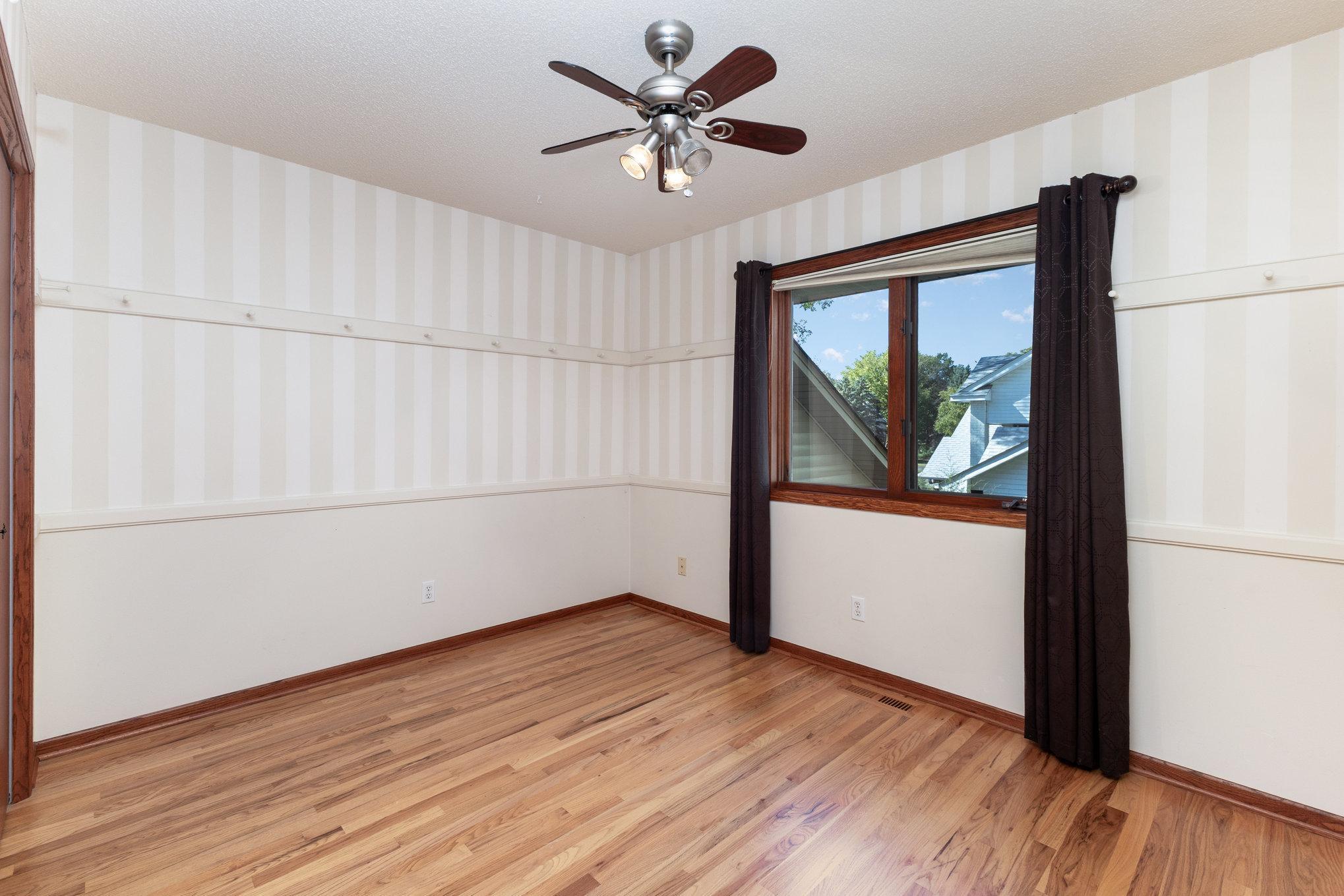 Lakeville, Minnesota, 55044, United States, 4 Bedrooms Bedrooms, ,3 BathroomsBathrooms,Residential,For Sale,1963667