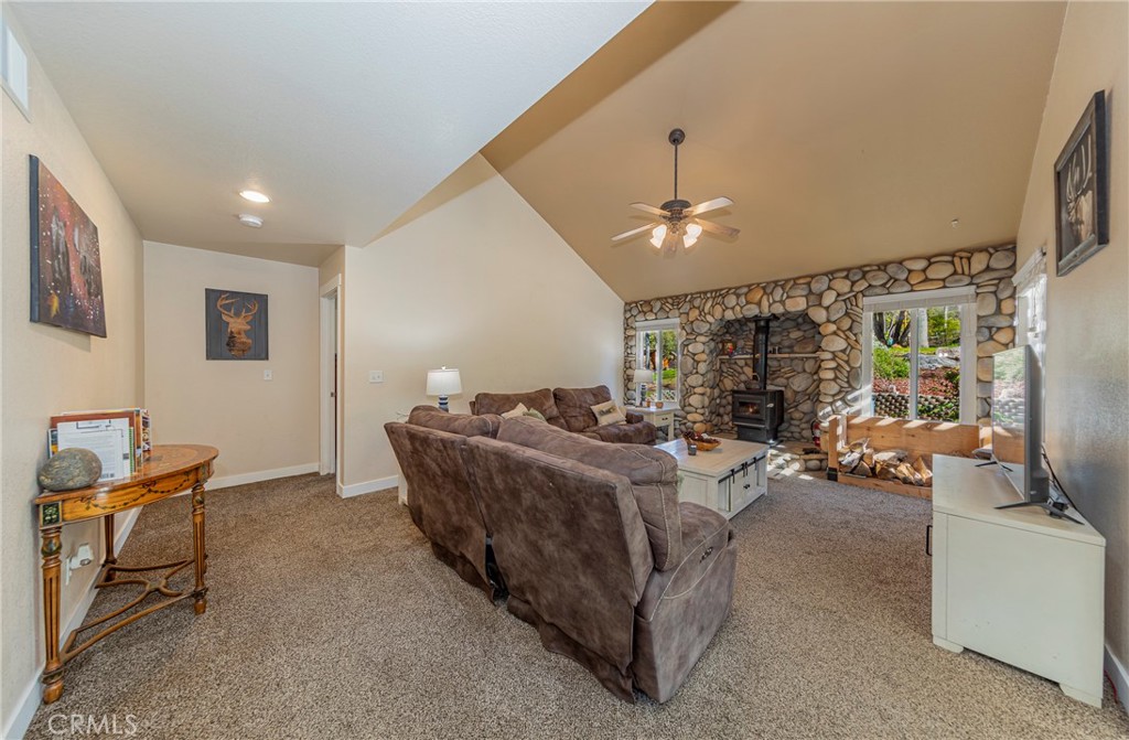 Coarsegold, California, 93614, United States, 4 Bedrooms Bedrooms, ,4 BathroomsBathrooms,Residential,For Sale,1982959