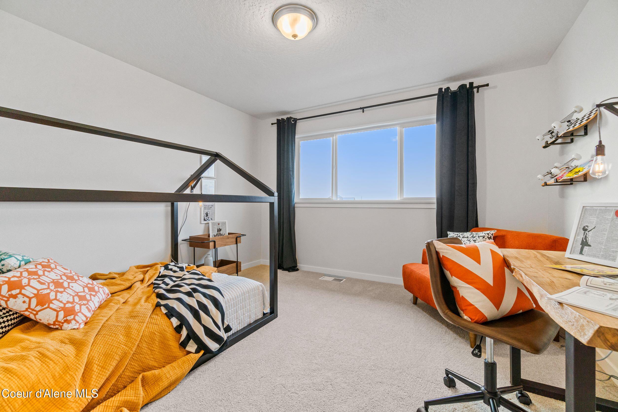 Post Falls, Idaho, 83854, United States, 5 Bedrooms Bedrooms, ,2 BathroomsBathrooms,Residential,For Sale,1794821