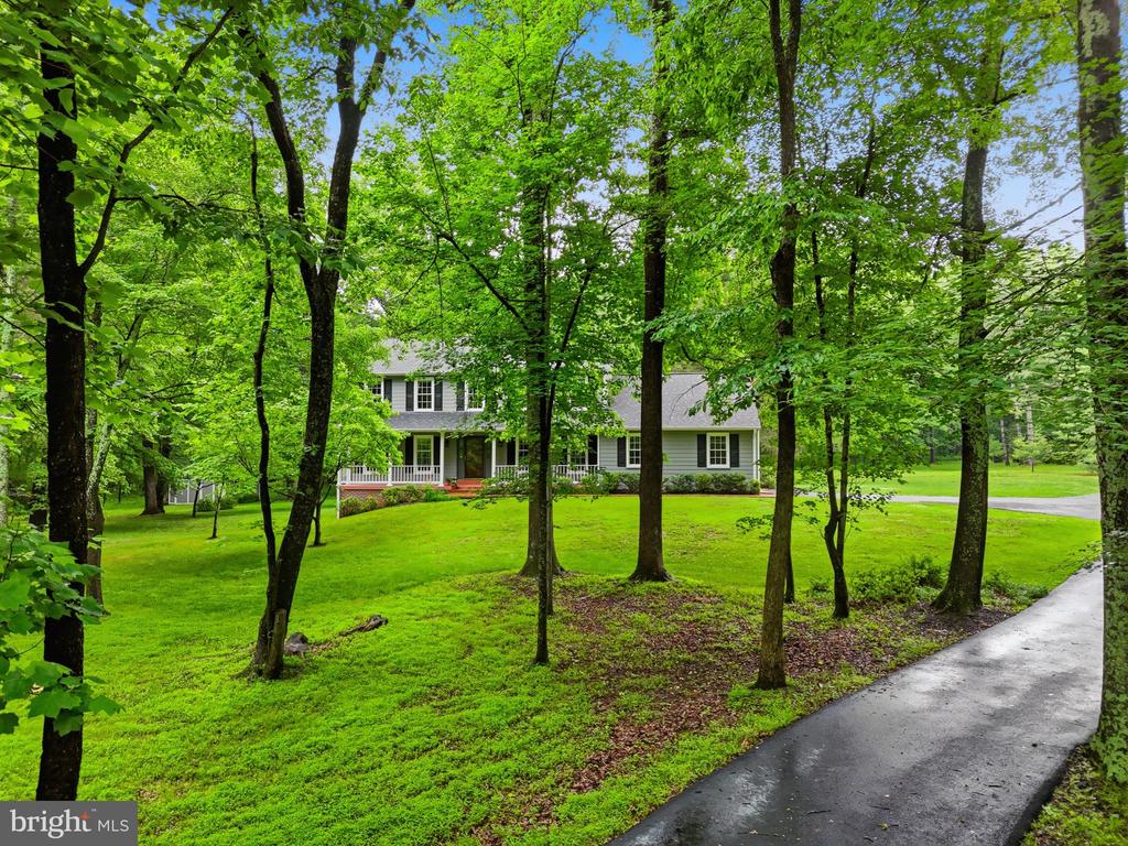 Warrenton, Virginia, 20187, United States, 4 Bedrooms Bedrooms, ,3 BathroomsBathrooms,Residential,For Sale,2048505
