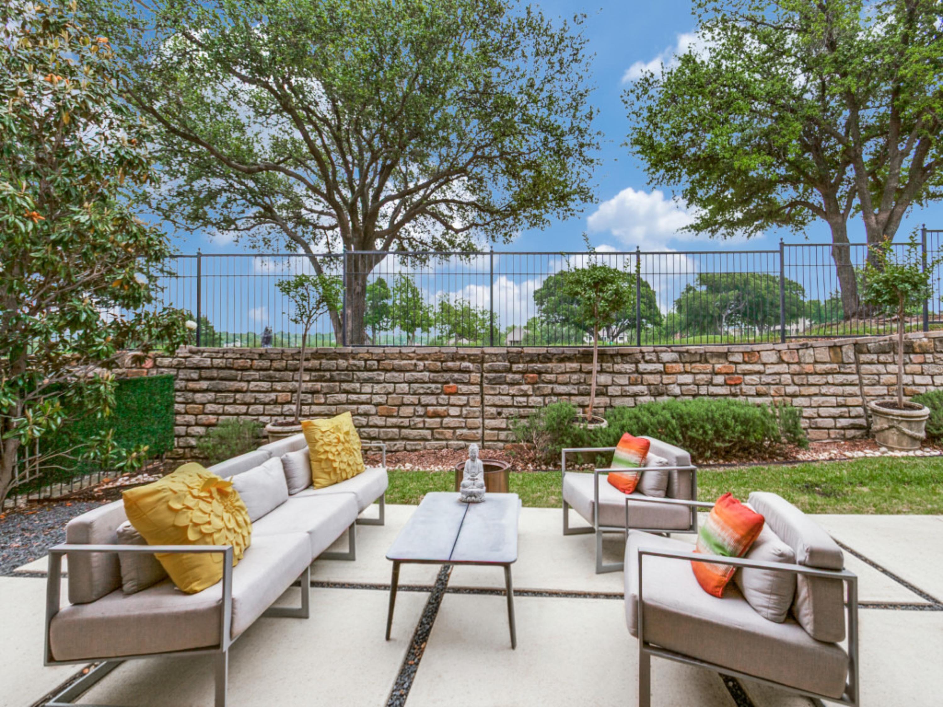  Refined Golf Course Living on the 13th Fairway of Prestonwood Hills - 物件實景