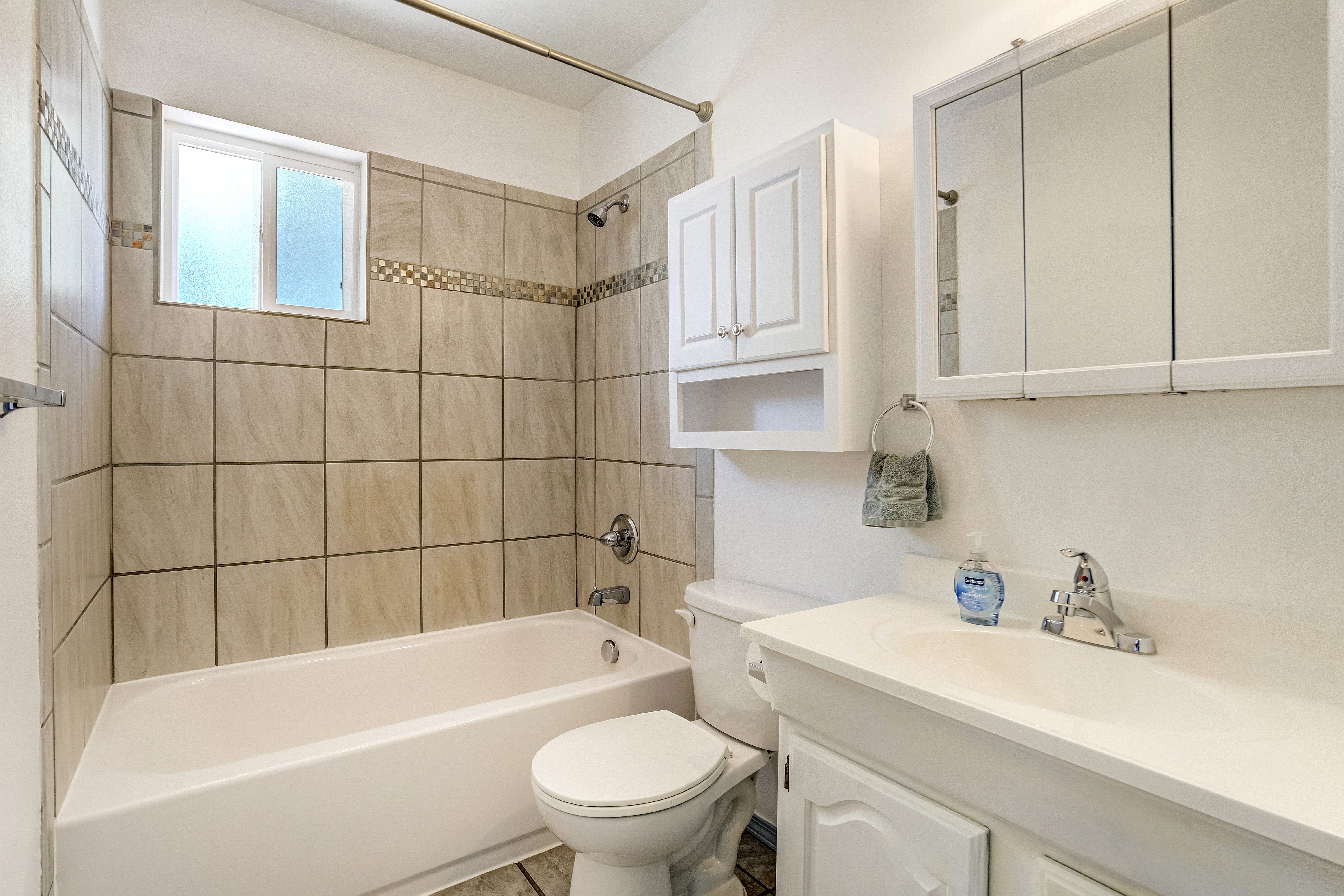  3025 Grandview Street, Colorado Springs, CO, 80907 - 物件實景
