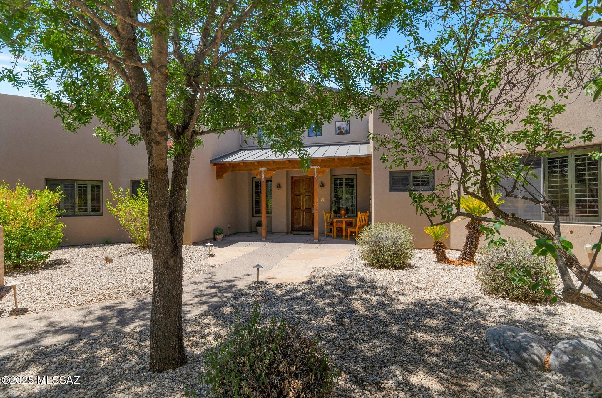 Tucson, Arizona, 85712, United States, 4 Bedrooms Bedrooms, ,4 BathroomsBathrooms,Residential,For Sale,1850331