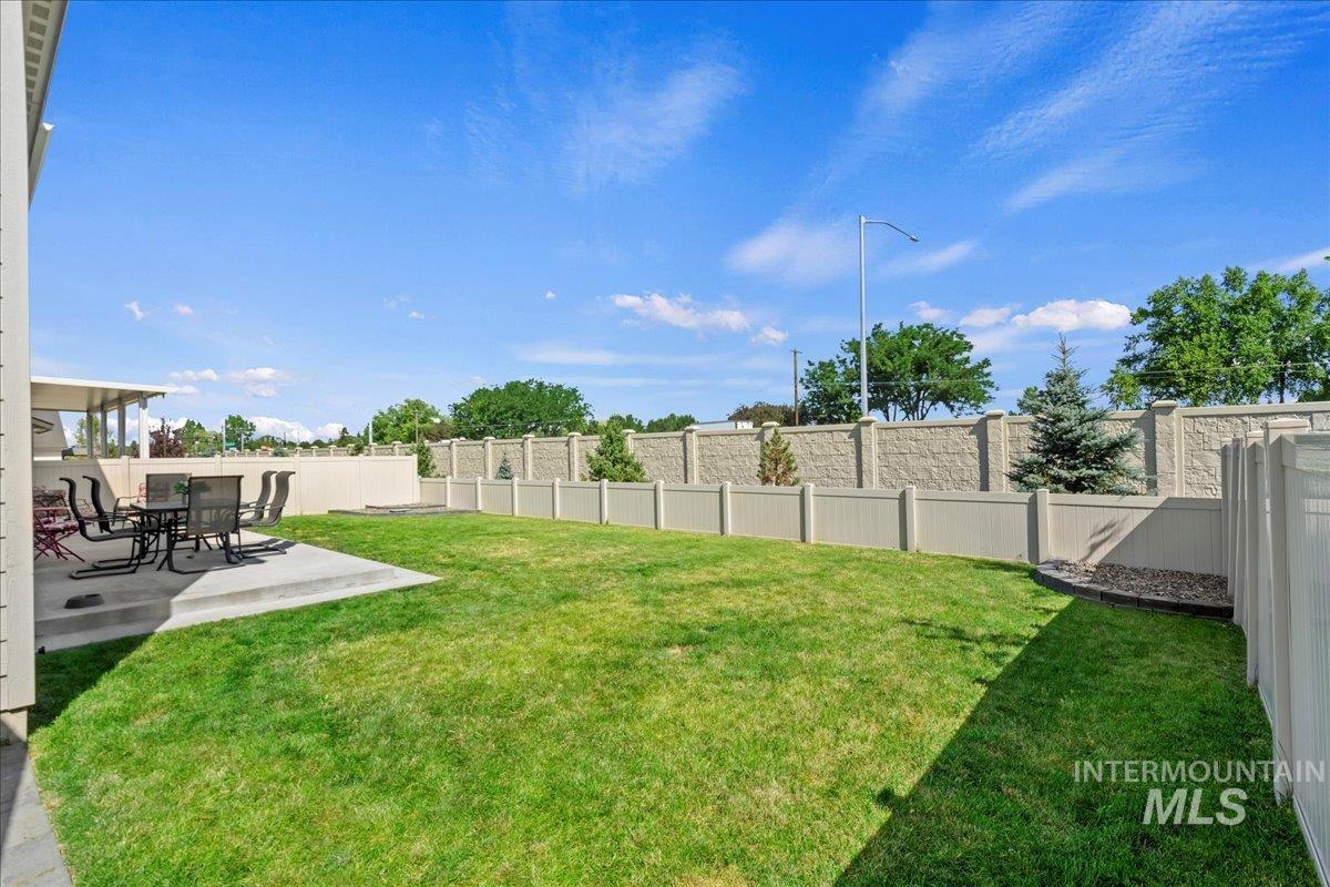 Meridian, Idaho, 83646, United States, 4 Bedrooms Bedrooms, ,3 BathroomsBathrooms,Residential,For Sale,1906214