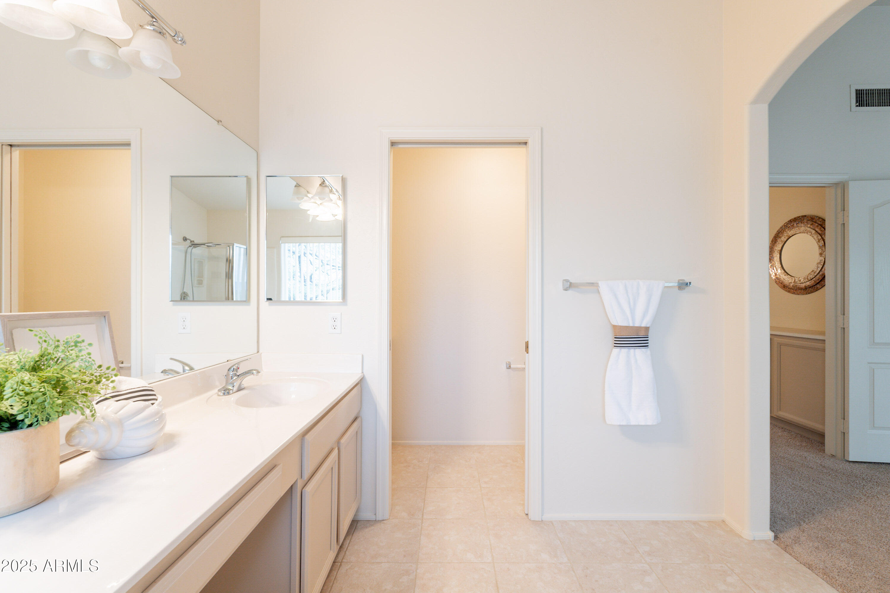 Cave Creek, Arizona, 85331, United States, 3 Bedrooms Bedrooms, ,Residential,For Sale,1955648