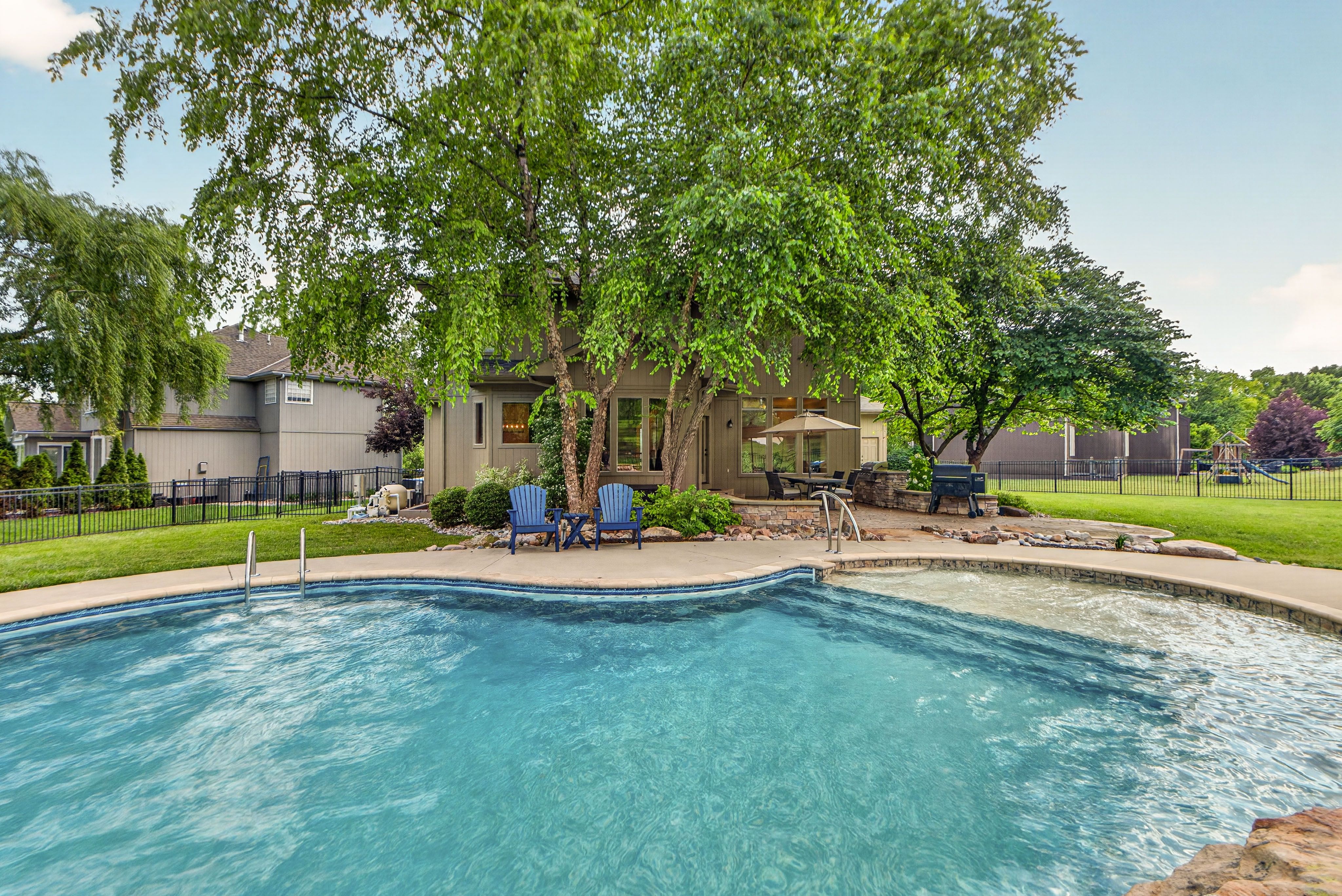  15933 Ballentine Street, Overland Park, KS 66221 - 物件實景