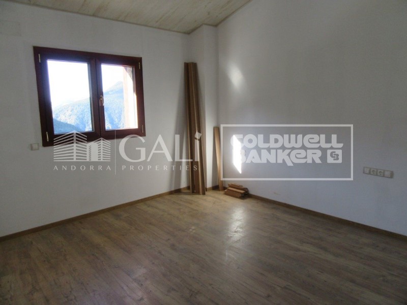 Canillo, Andorra, AD, 4 Bedrooms Bedrooms, ,2 BathroomsBathrooms,Residential,For Sale,1628029