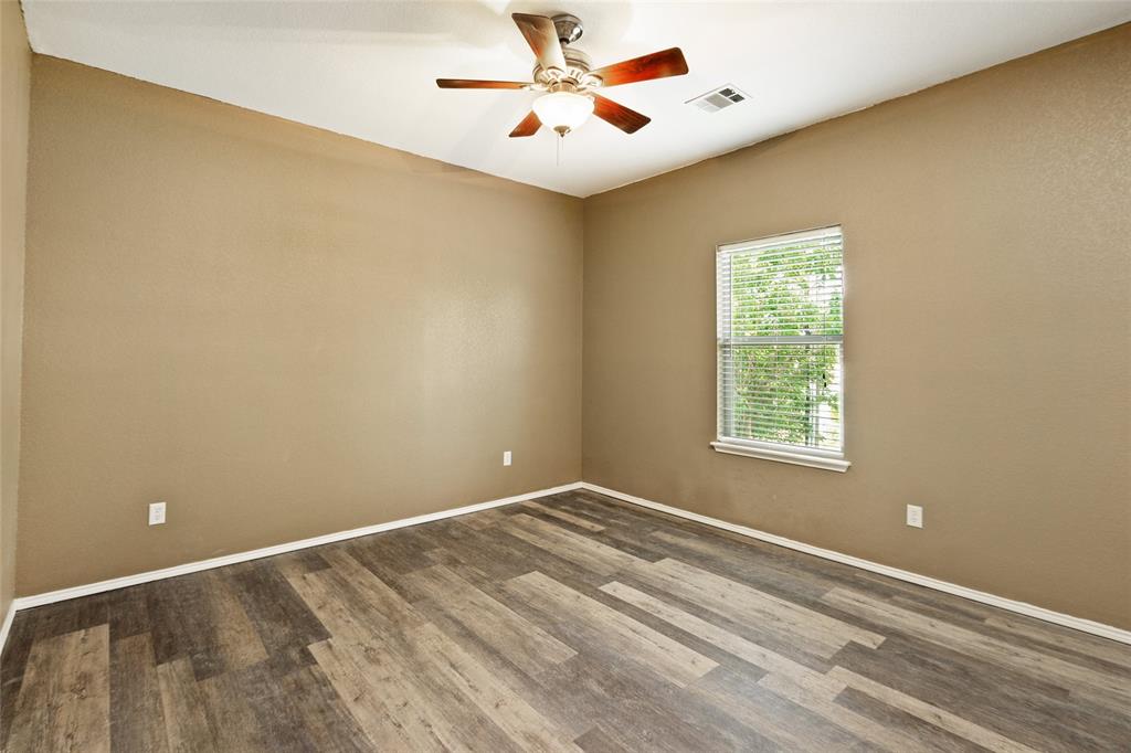 Fort Worth, Texas, 76110, United States, 6 Bedrooms Bedrooms, ,4 BathroomsBathrooms,Residential,For Sale,1837123