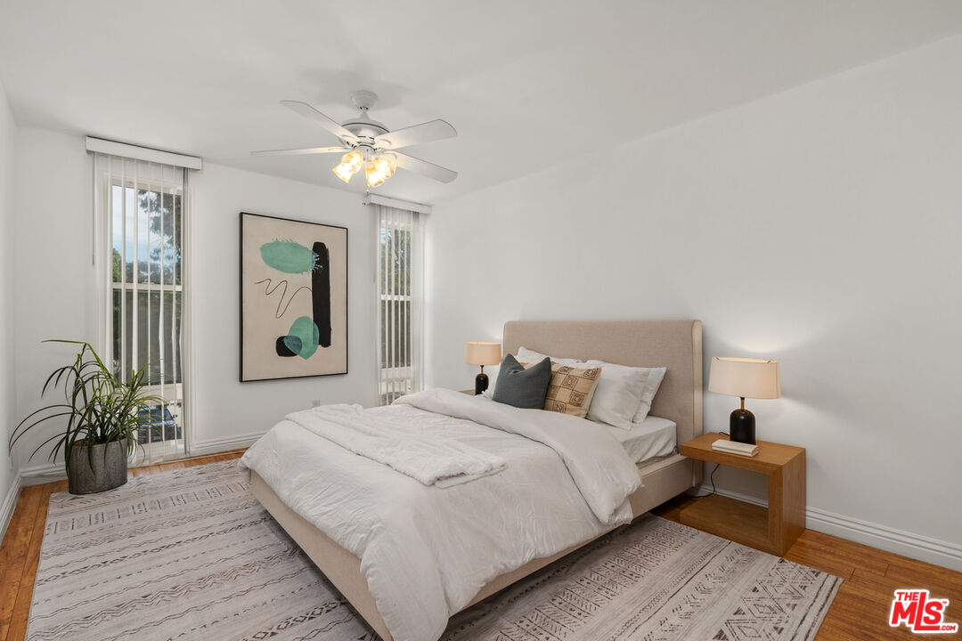 Sherman Oaks, California, 91423, United States, 3 Bedrooms Bedrooms, ,3 BathroomsBathrooms,Residential,For Sale,1927164