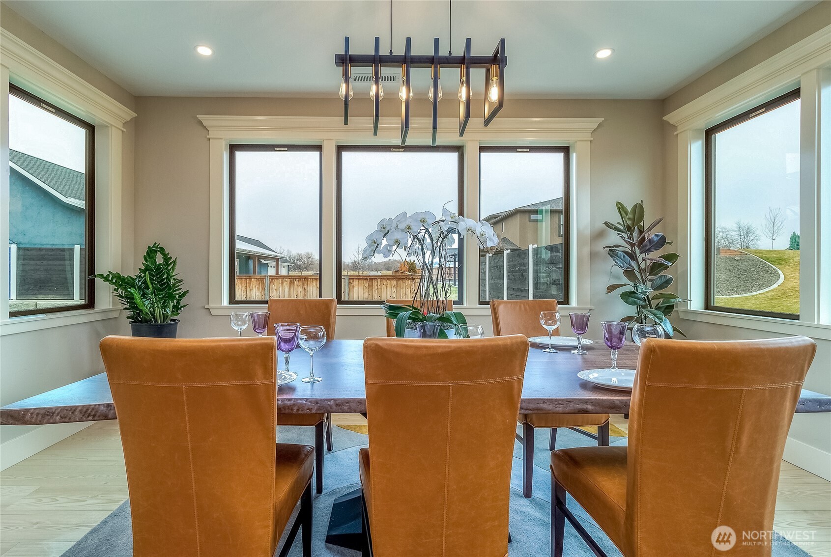 Walla Walla, Washington, 99362, United States, 4 Bedrooms Bedrooms, ,3 BathroomsBathrooms,Residential,For Sale,1905959