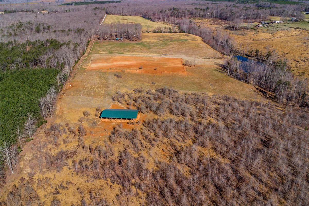 Pamplin, Virginia, 23958, United States, 3 Bedrooms Bedrooms, ,2 BathroomsBathrooms,Residential,For Sale,2007542