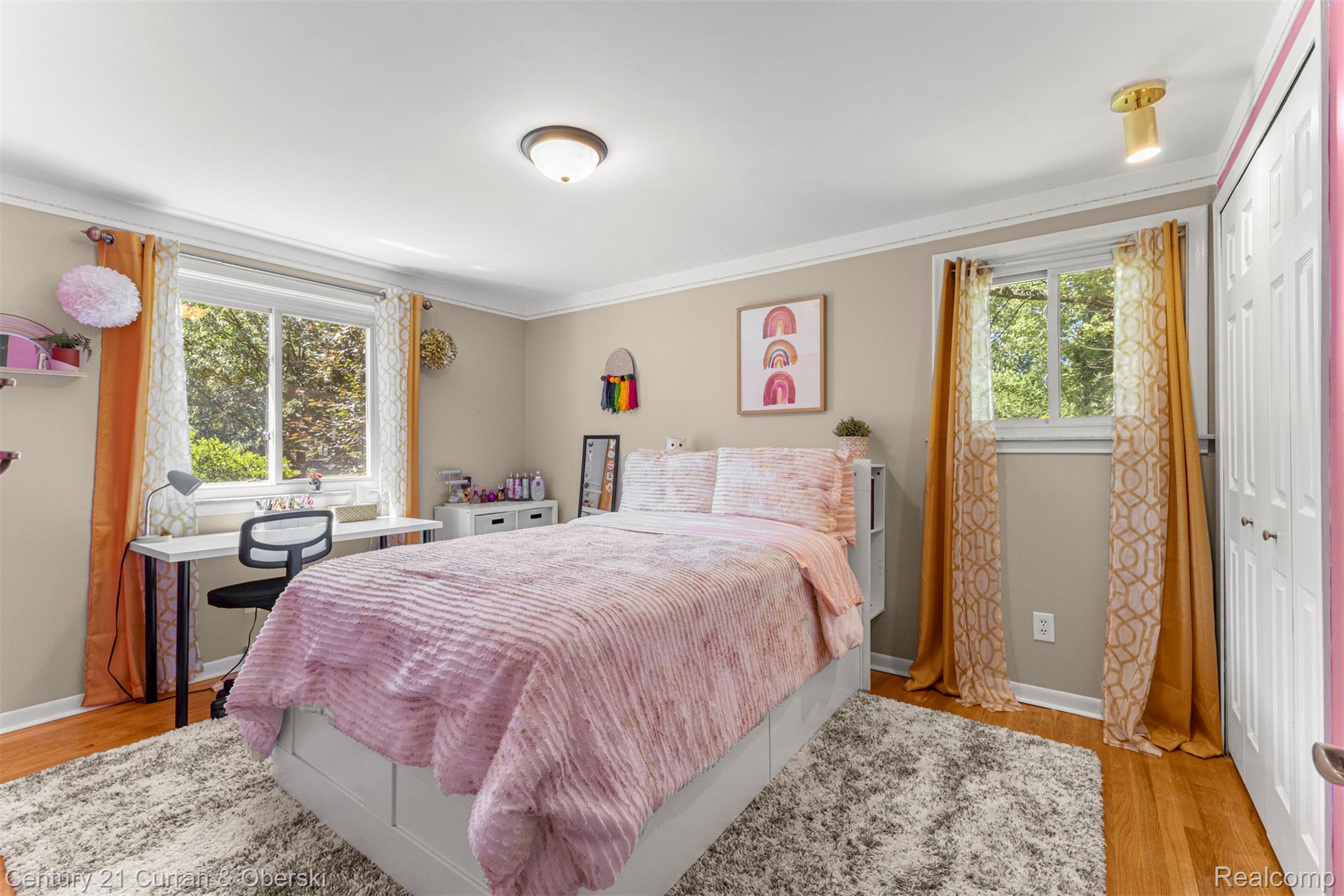 Canton Charter Township, Michigan, 48188, United States, 5 Bedrooms Bedrooms, ,3 BathroomsBathrooms,Residential,For Sale,1904333
