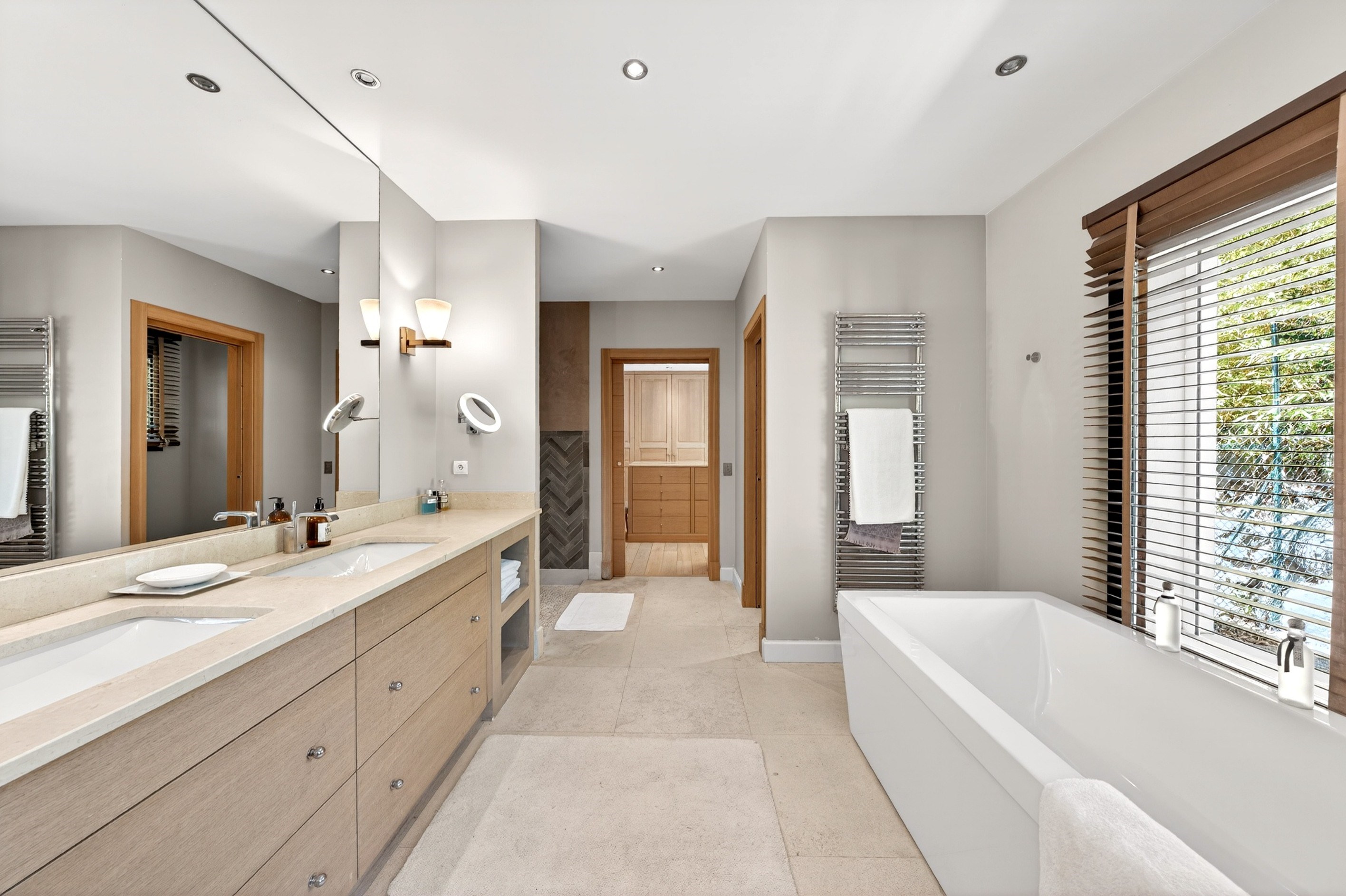  Valbonne luxury villa with pool, guest house and 6 bedrooms near international … - 物件實景