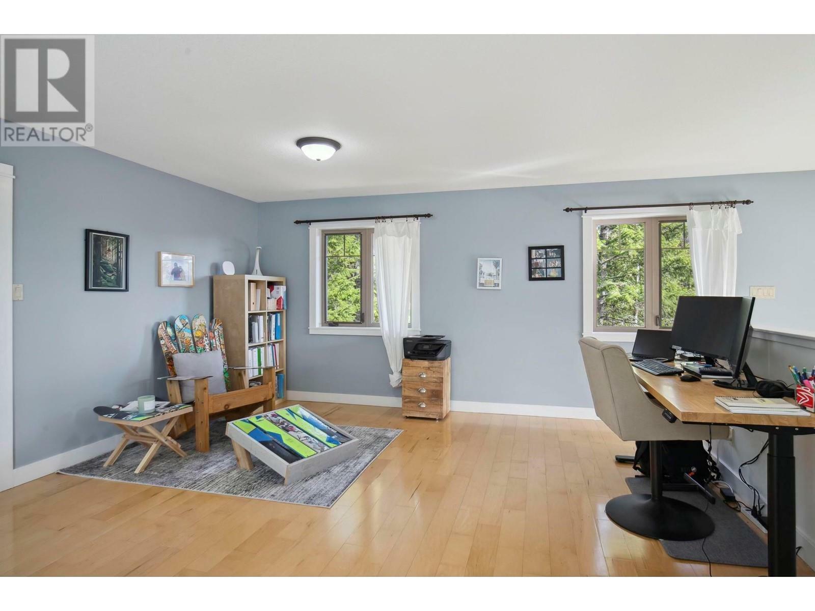 VERNON, British Columbia, V1B 3M9, CA, 4 Bedrooms Bedrooms, ,3 BathroomsBathrooms,Residential,For Sale,1836921