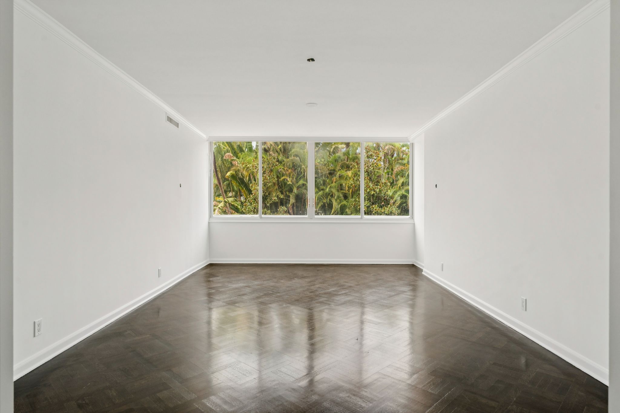  425 Worth Avenue 2F - 物件實景
