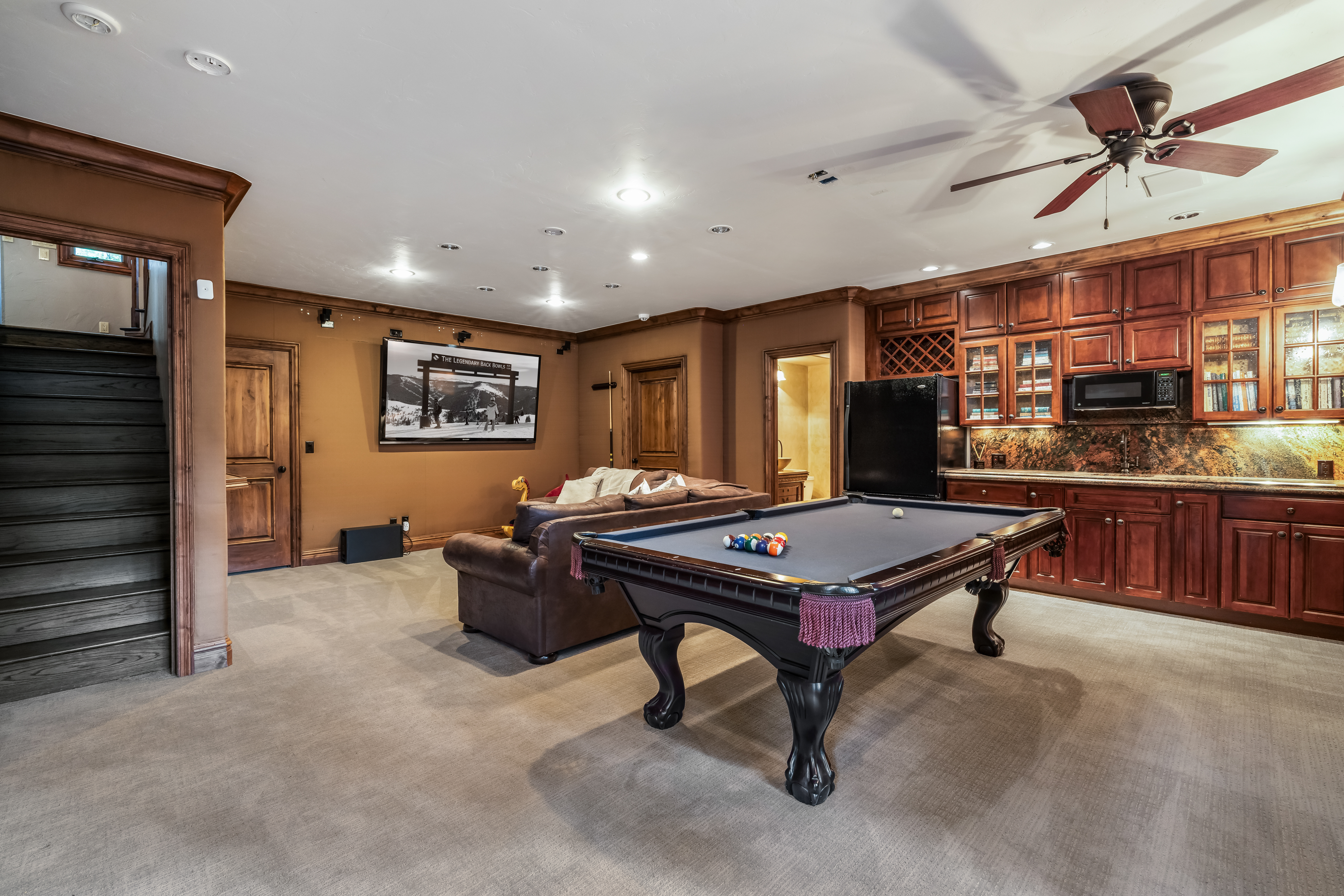  2080 Meadow Brook Drive Offers a Rare Blend of Privacy, and Mountain Living - 物件實景