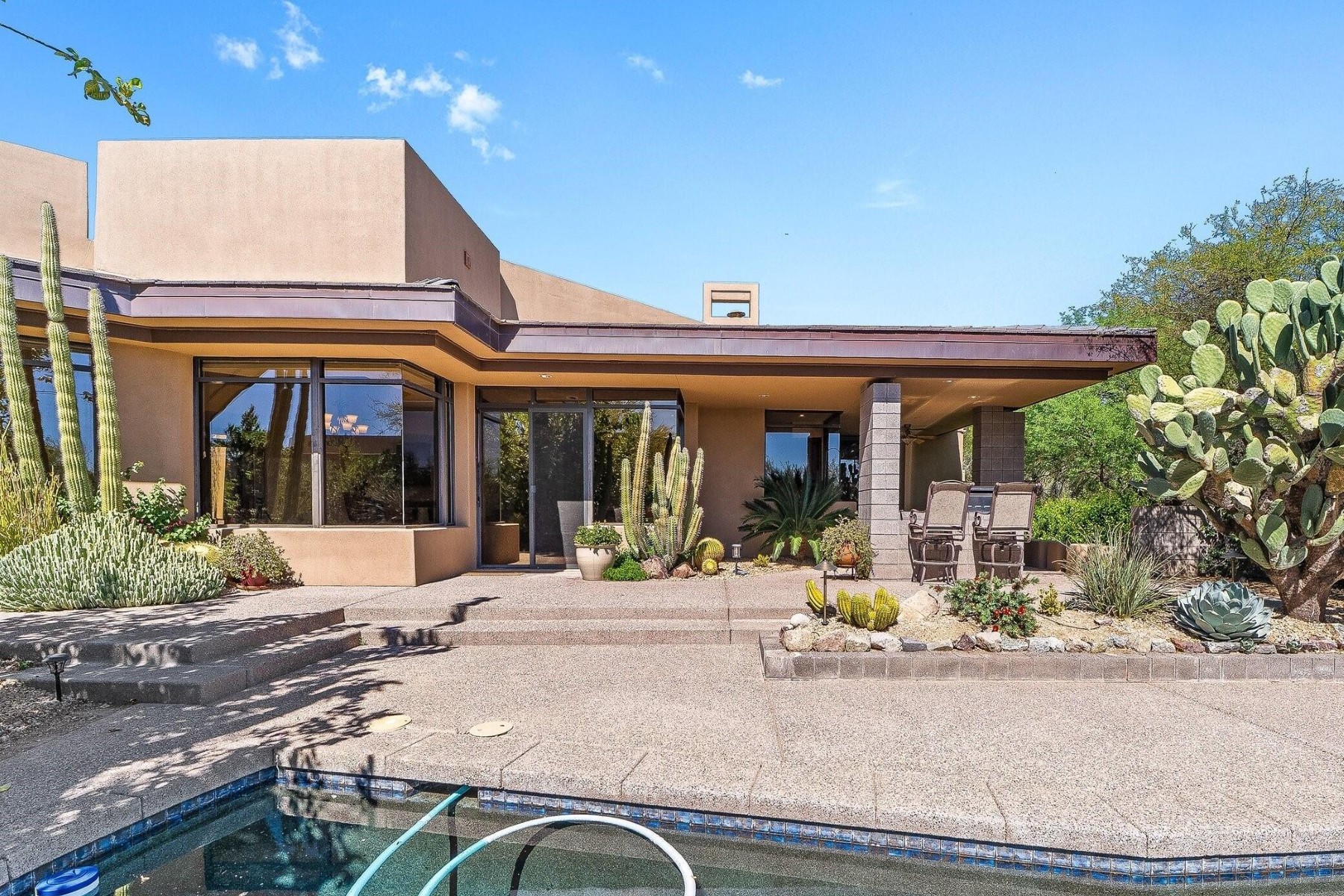  10675 E Fernwood Ln  Scottsdale, AZ - 物件實景