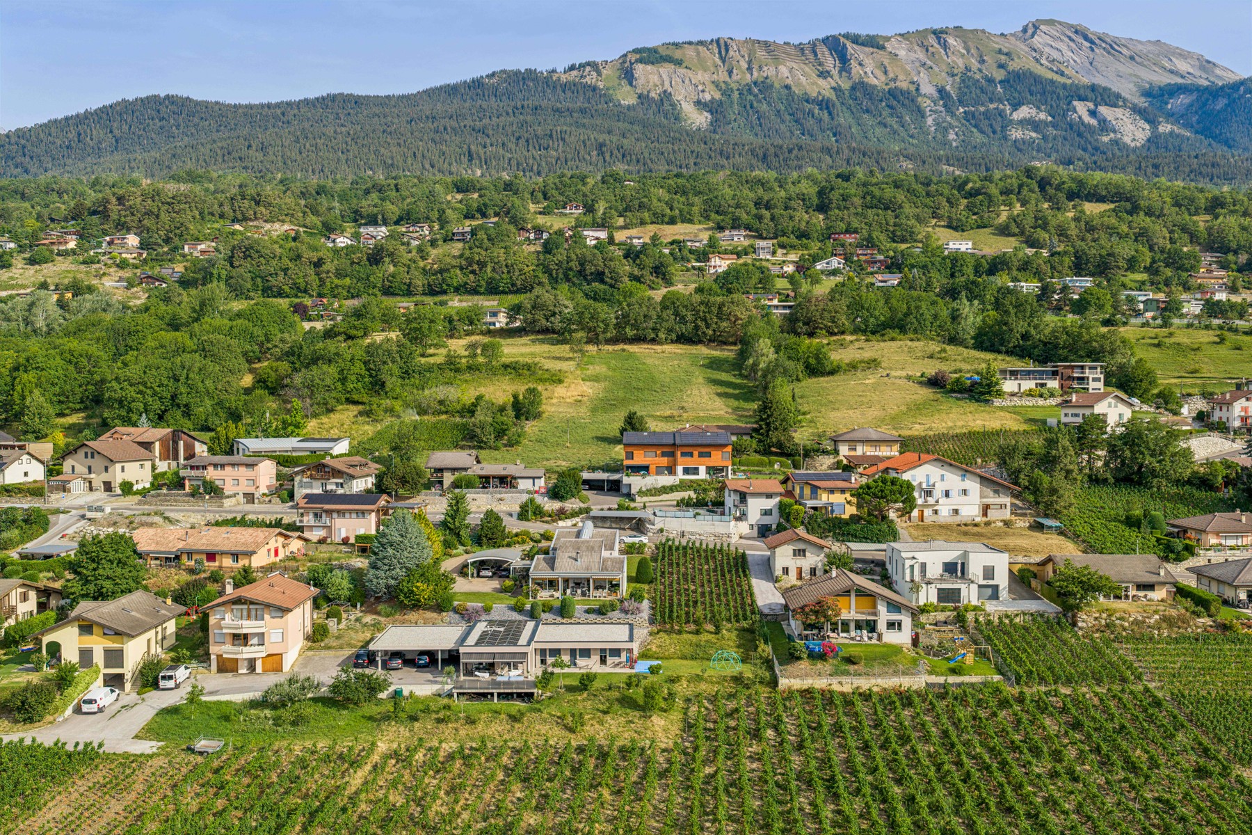  Exceptional Villa with Panoramic Views & Contemporary Elegance - 物件實景