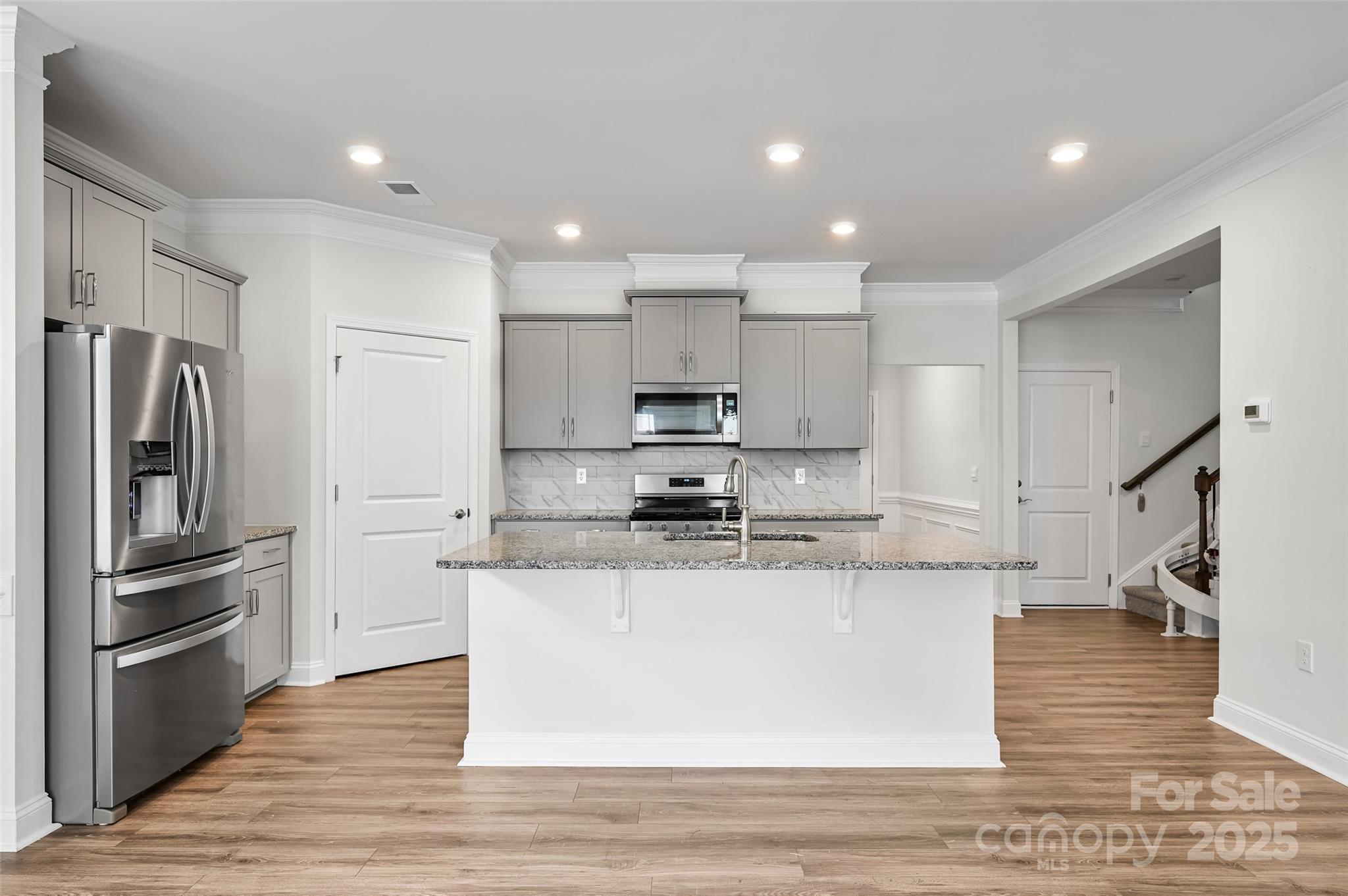 Hendersonville, North Carolina, 28792, United States, 3 Bedrooms Bedrooms, ,3 BathroomsBathrooms,Residential,For Sale,1927373