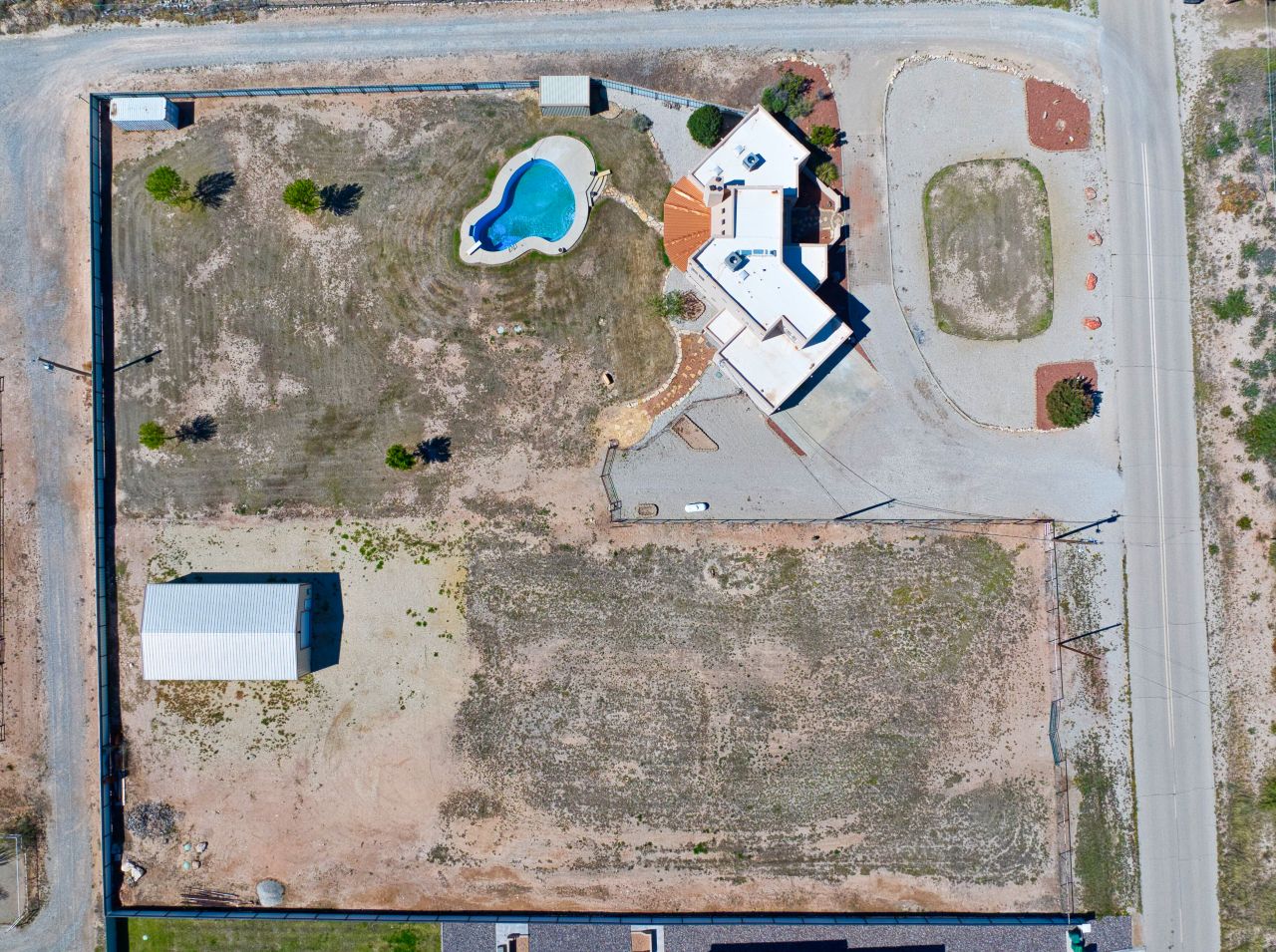 Carlsbad, New Mexico, 88220, United States, 4 Bedrooms Bedrooms, ,3 BathroomsBathrooms,Residential,For Sale,1973725