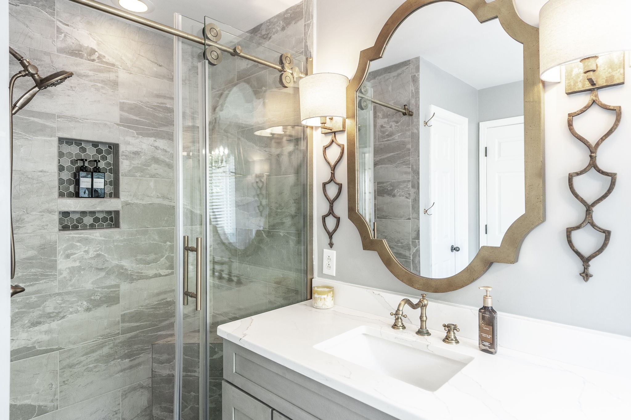 Goodlettsville, Tennessee, 37072, United States, 5 Bedrooms Bedrooms, ,4 BathroomsBathrooms,Residential,For Sale,1974837