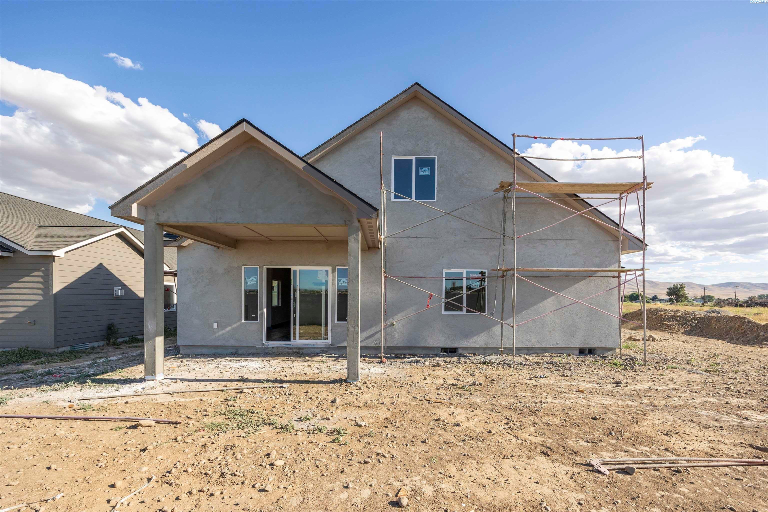 Prosser, Washington, 99350, United States, 4 Bedrooms Bedrooms, ,1 BathroomBathrooms,Residential,For Sale,1921234