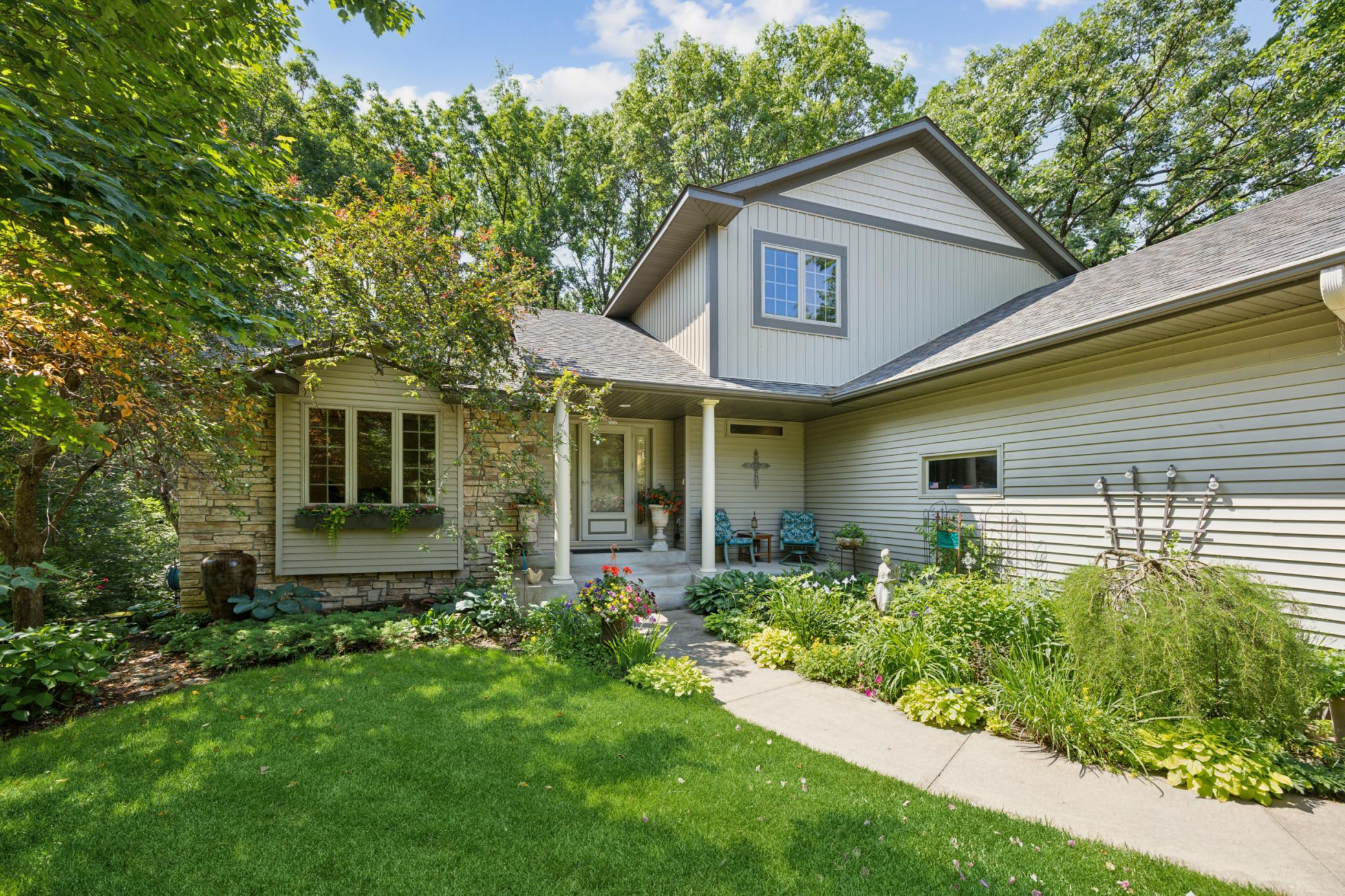 Hudson, Wisconsin, 54016, United States, 5 Bedrooms Bedrooms, ,3 BathroomsBathrooms,Residential,For Sale,1983849