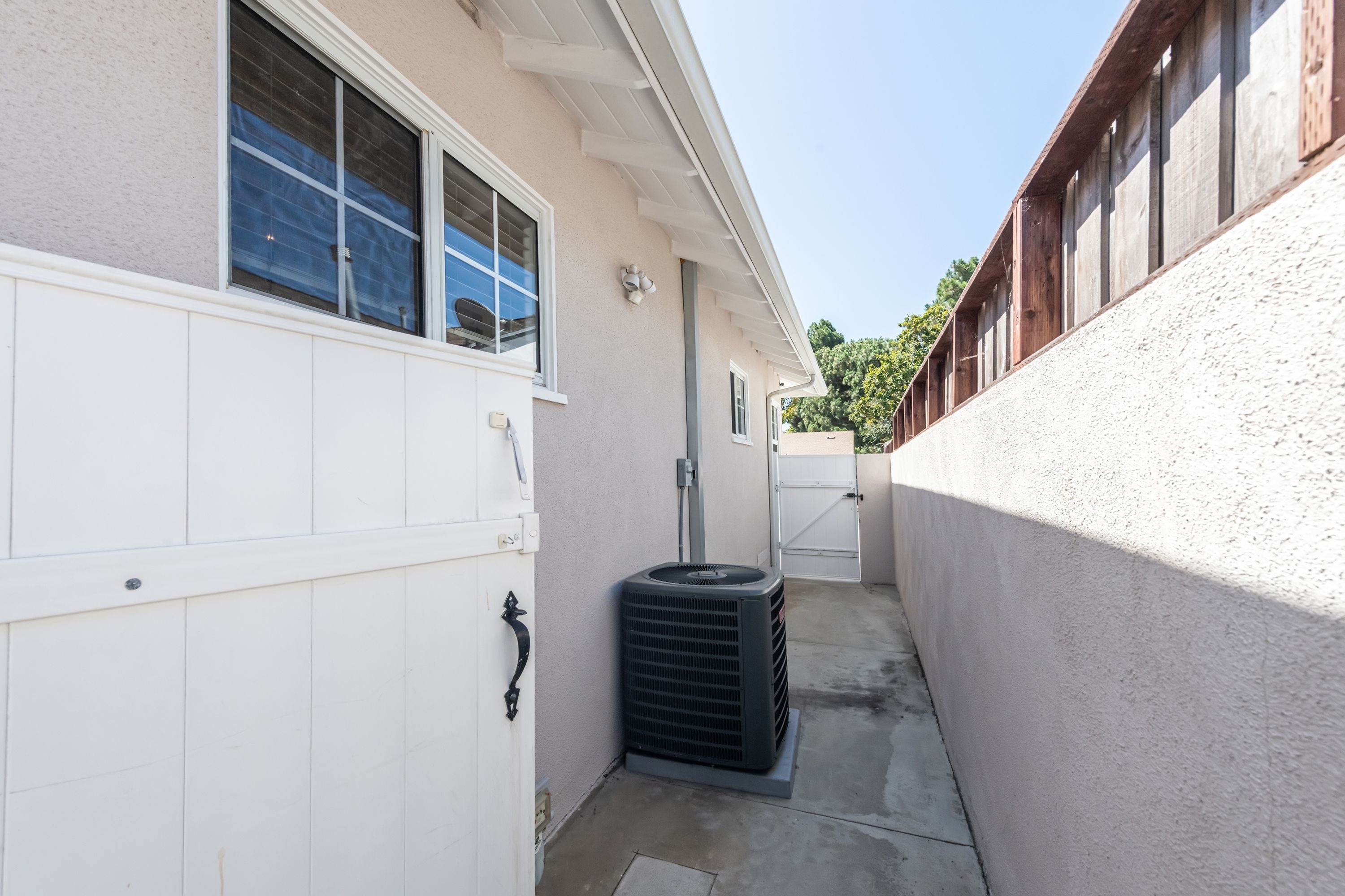  3651 West 147th Street, Hawthorne, CA 90250 - 物件實景