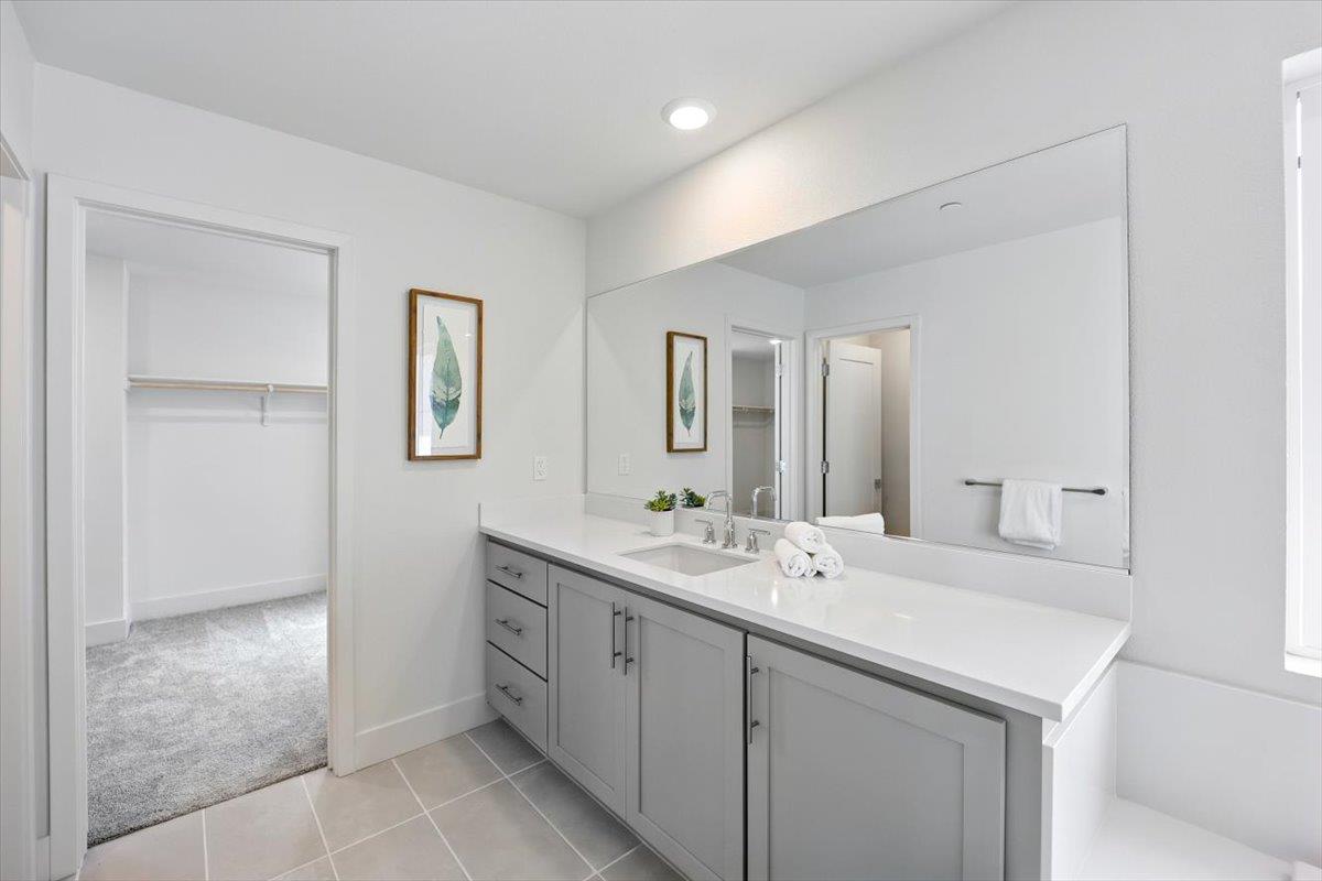 Newark, California, 94560, United States, 4 Bedrooms Bedrooms, ,4 BathroomsBathrooms,Residential,For Sale,1926207