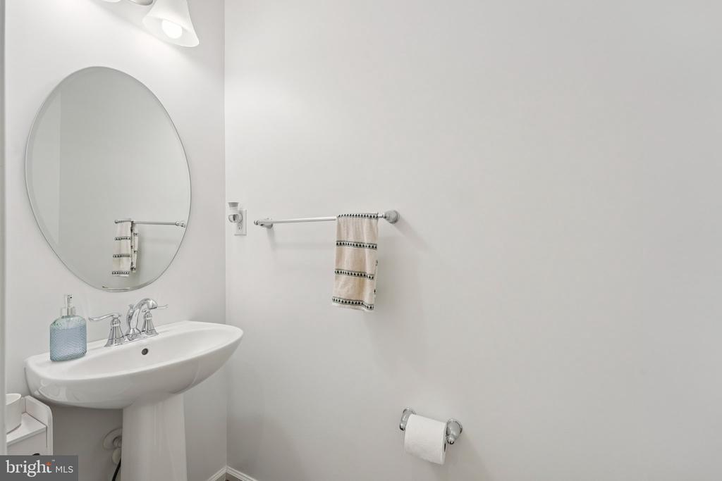 Hatfield, Pennsylvania, 19440, United States, 3 Bedrooms Bedrooms, ,3 BathroomsBathrooms,Residential,For Sale,1968858