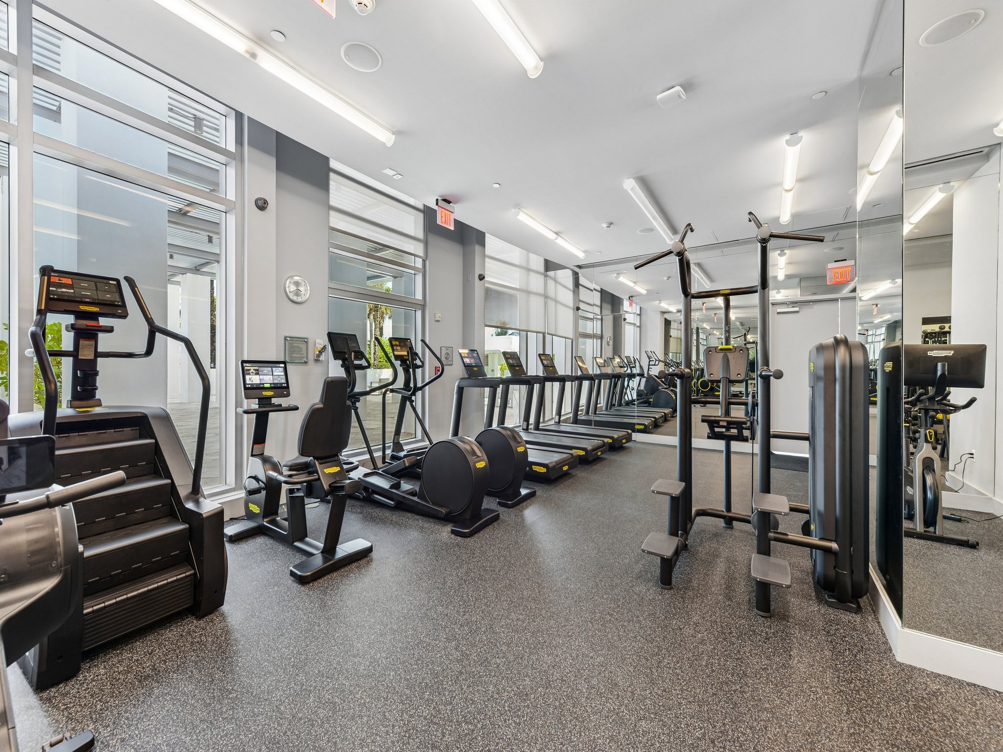  3535 S Ocean Dr, Hollywood, FL, 33019 - 物件實景