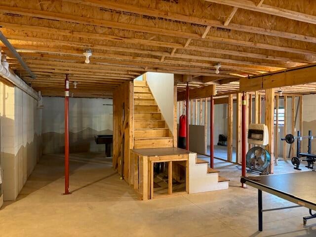Galena, Missouri, 65656, United States, 4 Bedrooms Bedrooms, ,3 BathroomsBathrooms,Residential,For Sale,1921688