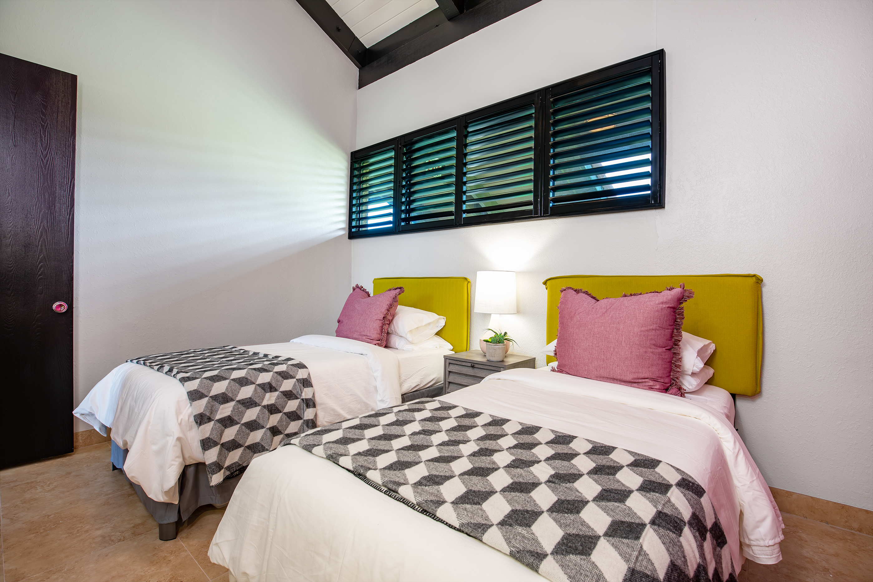 Kihei, Hawaii, 96753, United States, 2 Bedrooms Bedrooms, ,2 BathroomsBathrooms,Residential,For Sale,2010446