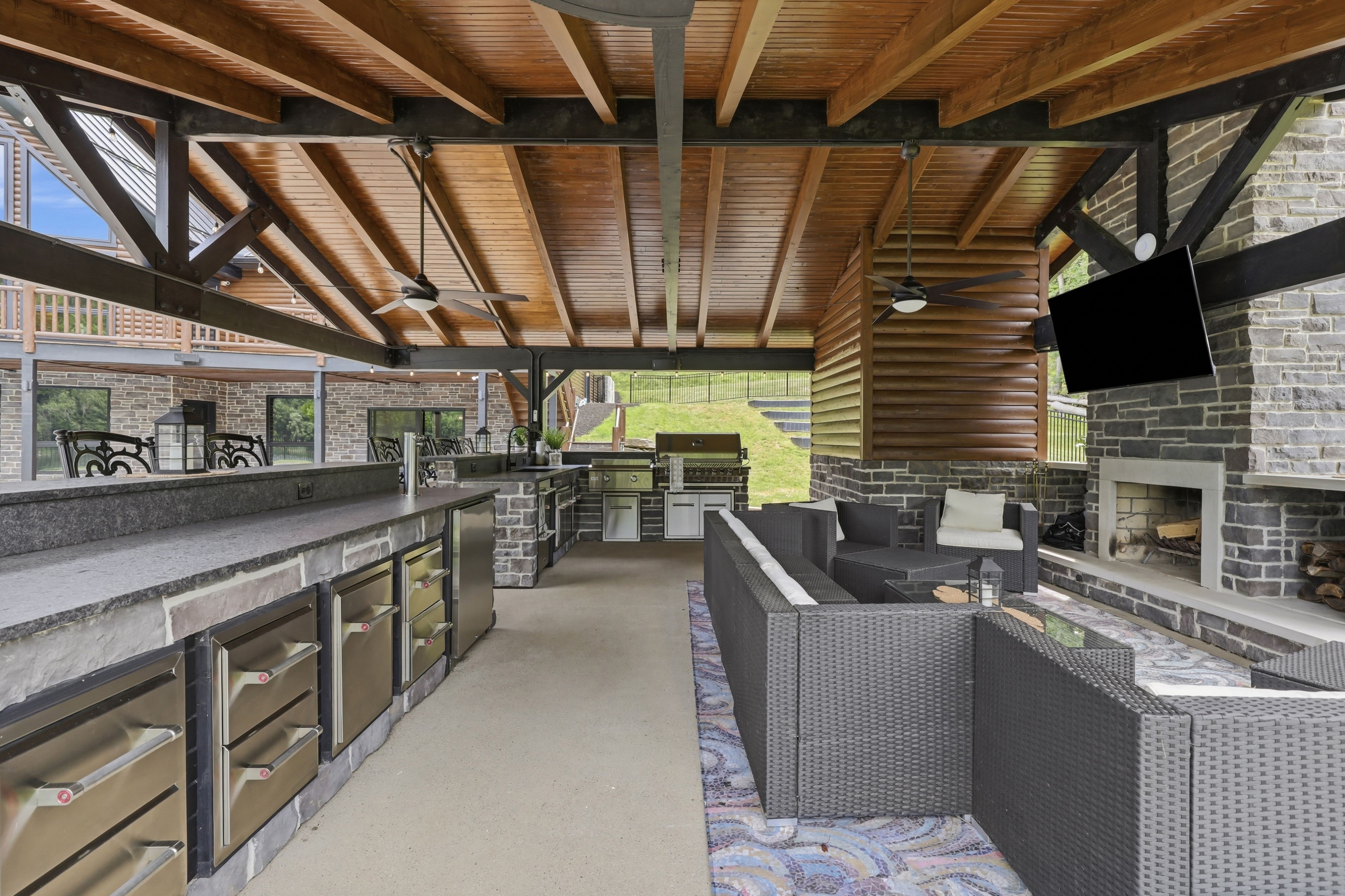  1050 Wattersonville Road, Allegheny Riverfront - 物件實景