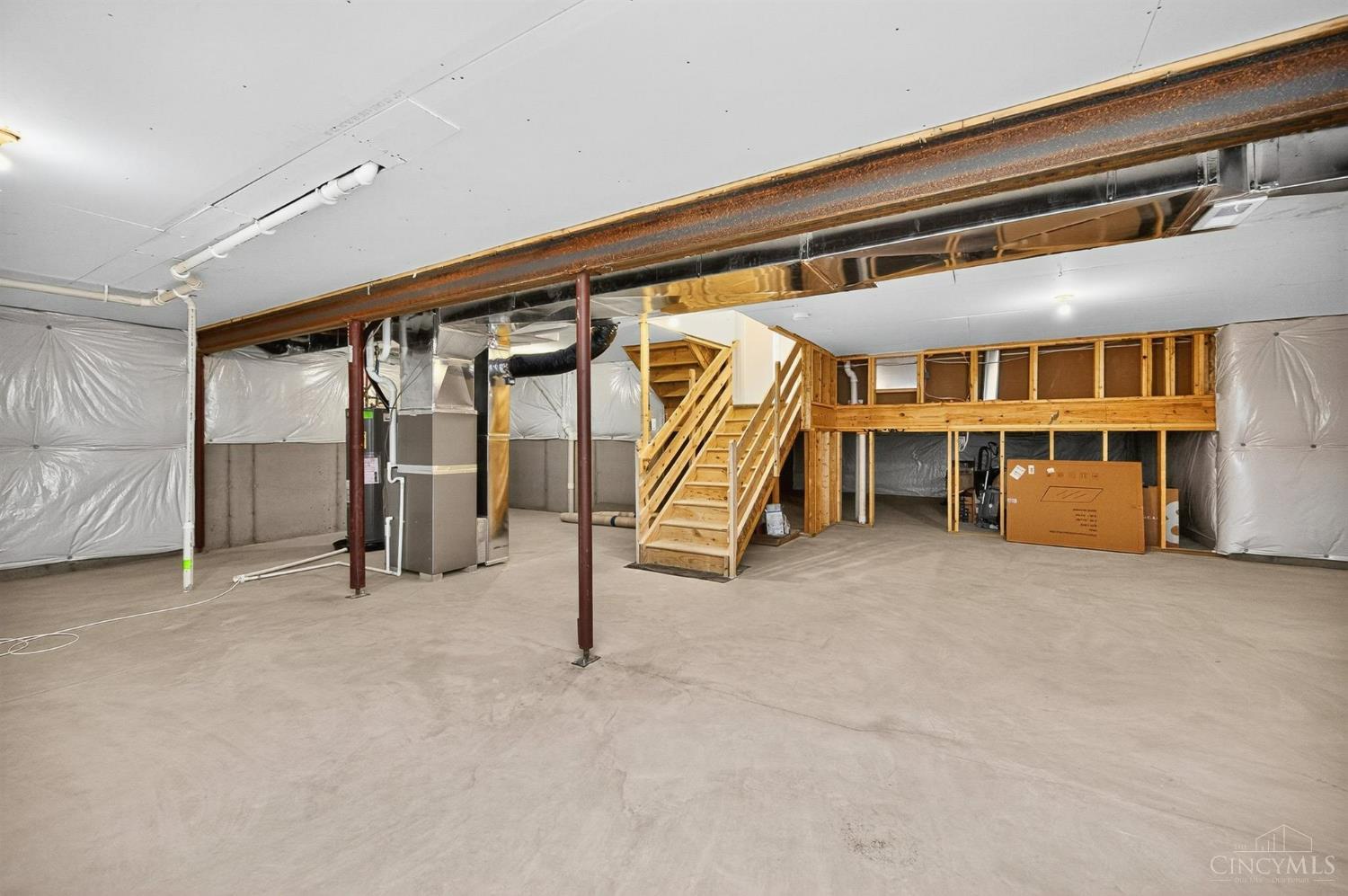 Turtle Creek Twp, Ohio, 45036, United States, 5 Bedrooms Bedrooms, ,4 BathroomsBathrooms,Residential,For Sale,1890162