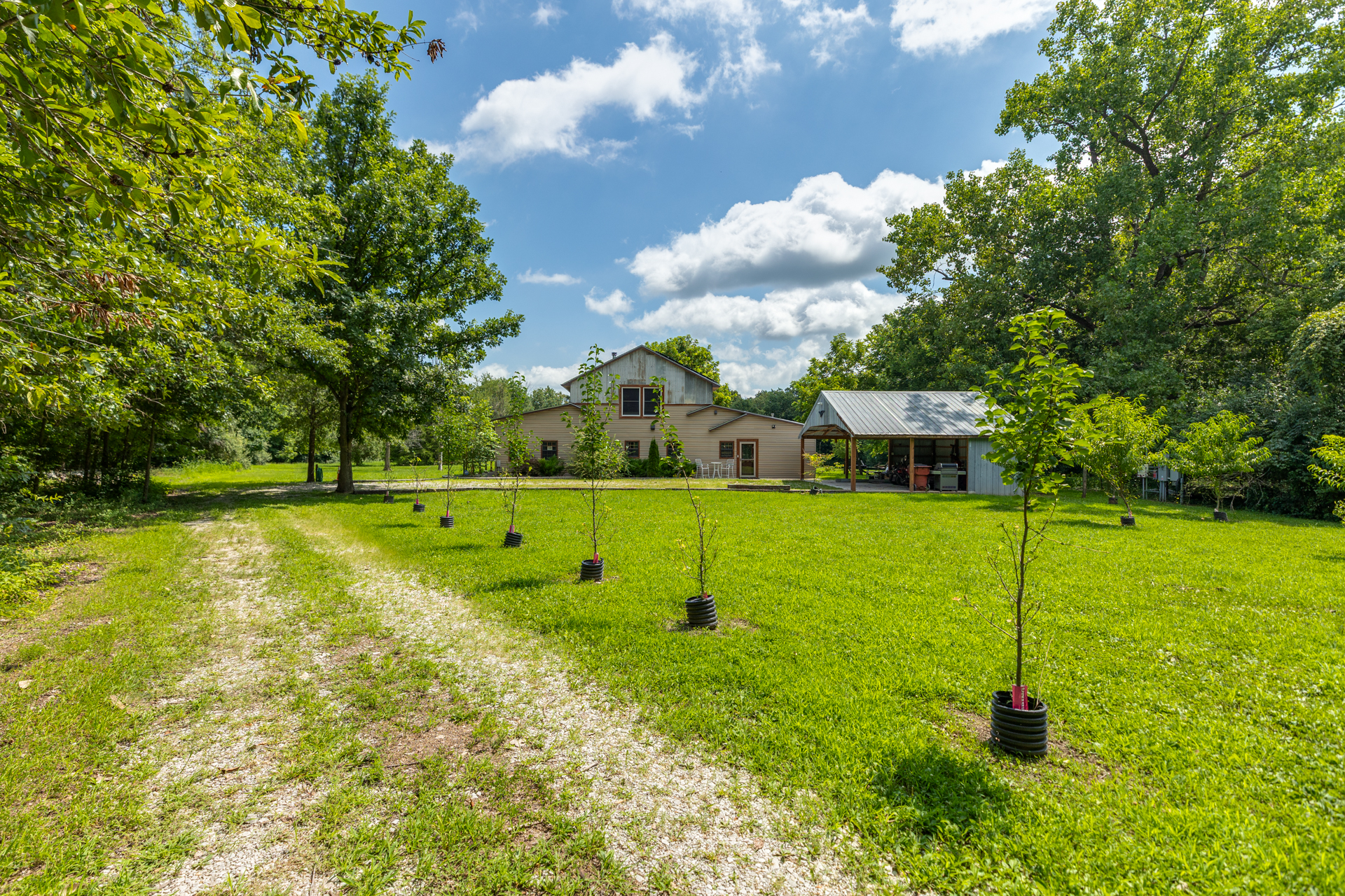 Sawyerville, Illinois, 62085, United States, 3 Bedrooms Bedrooms, ,3 BathroomsBathrooms,Residential,For Sale,1983807