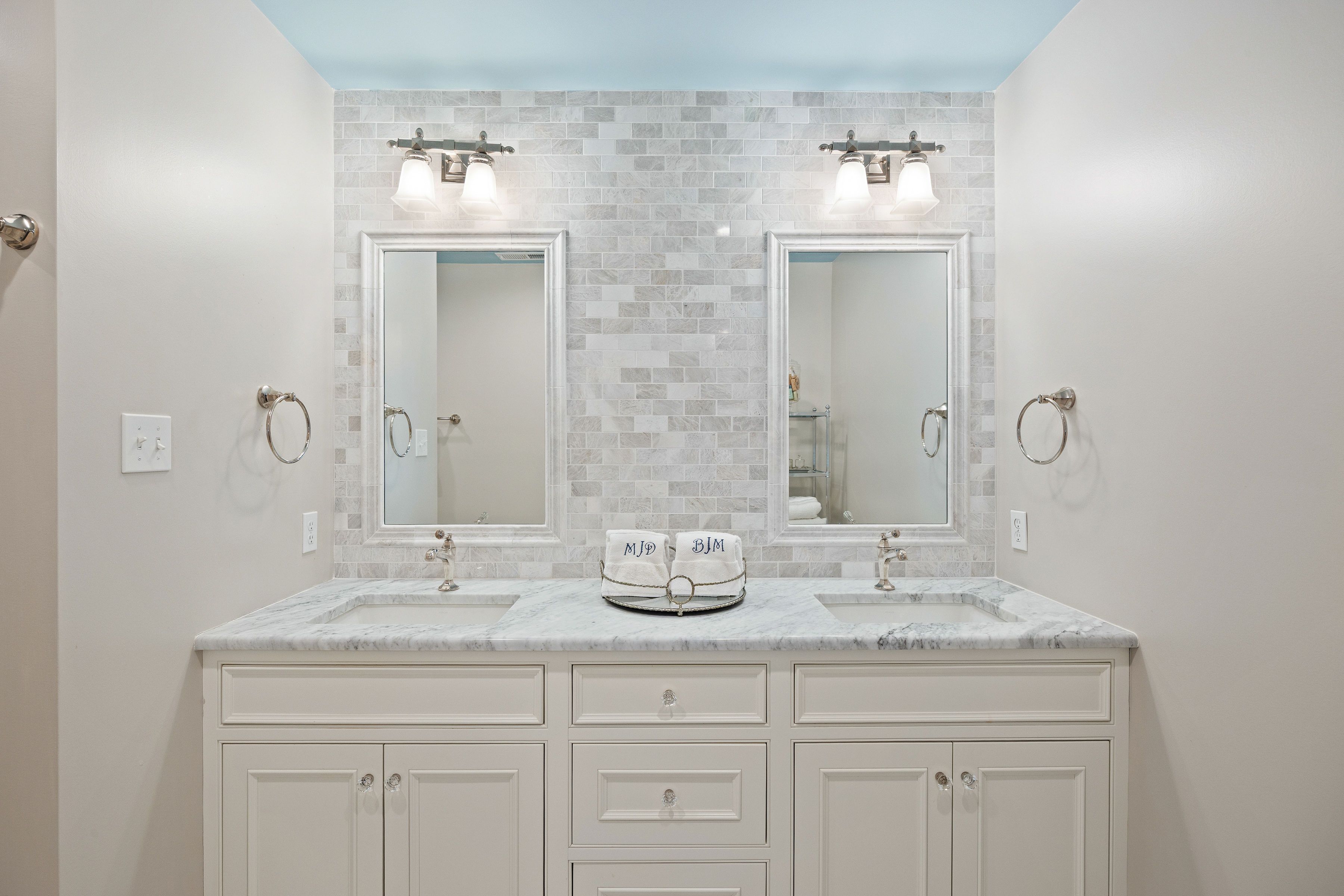  527 Saint Albans Way, Henrico, VA 23229 - 物件實景