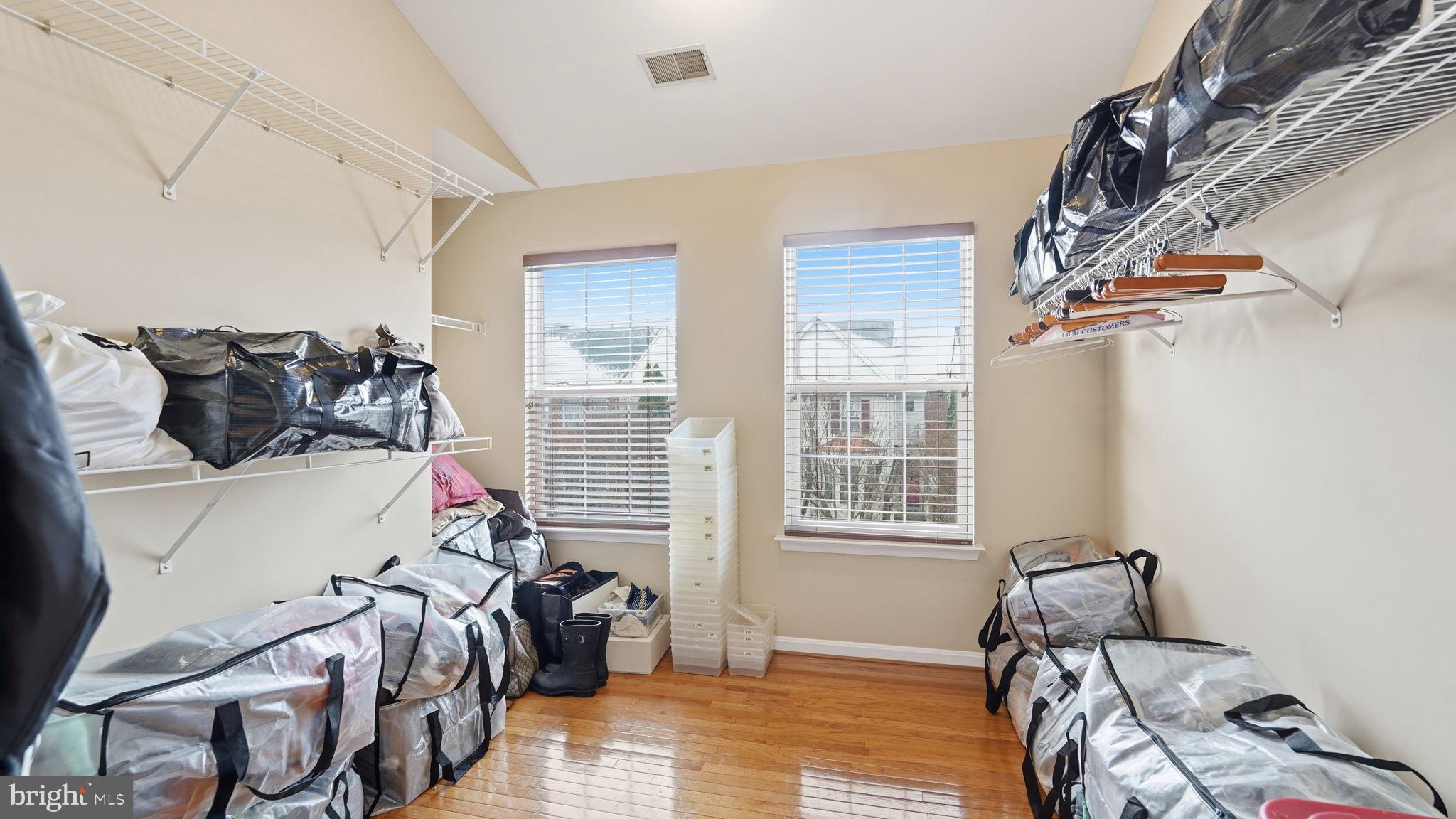 Lorton, Virginia, 22079, United States, 4 Bedrooms Bedrooms, ,3 BathroomsBathrooms,Residential,For Sale,2005654