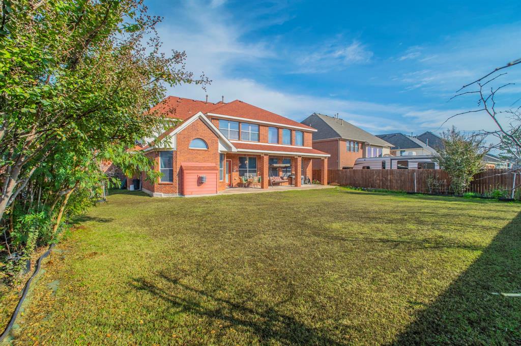 Grand Prairie, Texas, 75052, United States, 4 Bedrooms Bedrooms, ,4 BathroomsBathrooms,Residential,For Sale,2005863