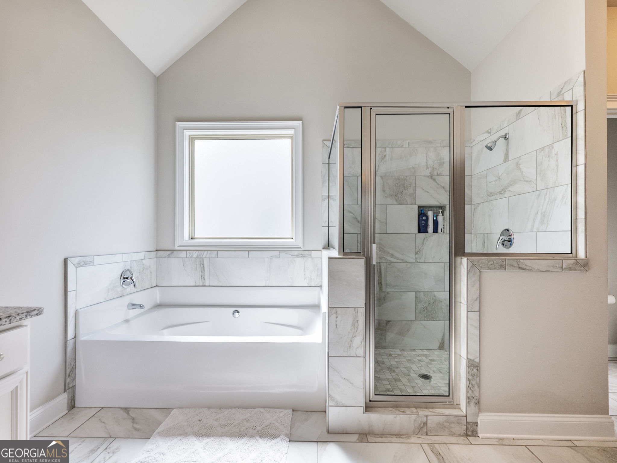 Hoschton, Georgia, 30548, United States, 5 Bedrooms Bedrooms, ,3 BathroomsBathrooms,Residential,For Sale,1986295