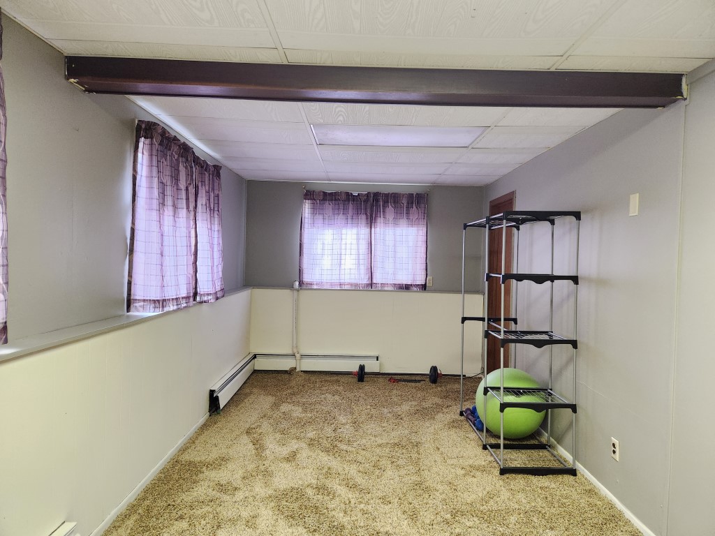 Clear Lake, Iowa, 50428, United States, 3 Bedrooms Bedrooms, ,1 BathroomBathrooms,Residential,For Sale,1937165