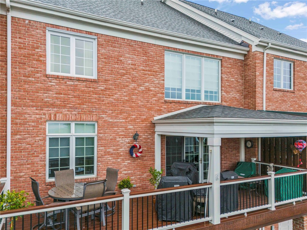 Mcmurray, Pennsylvania, 15317, United States, 3 Bedrooms Bedrooms, ,5 BathroomsBathrooms,Residential,For Sale,1986043