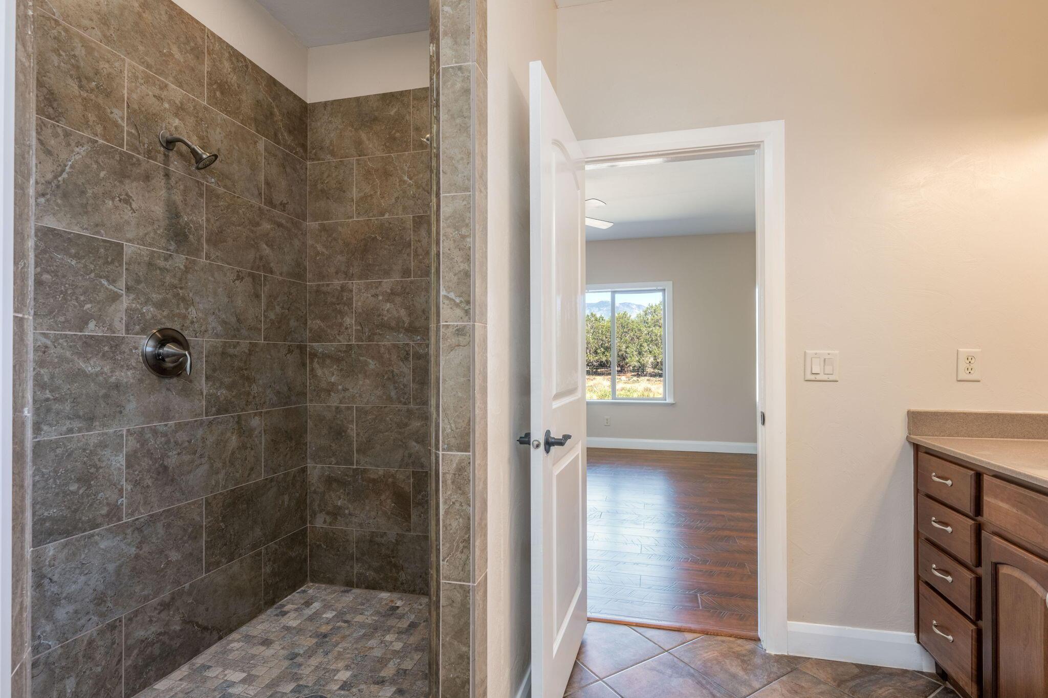 Dammeron Valley, Utah, 84783, United States, 5 Bedrooms Bedrooms, ,3 BathroomsBathrooms,Residential,For Sale,1920558